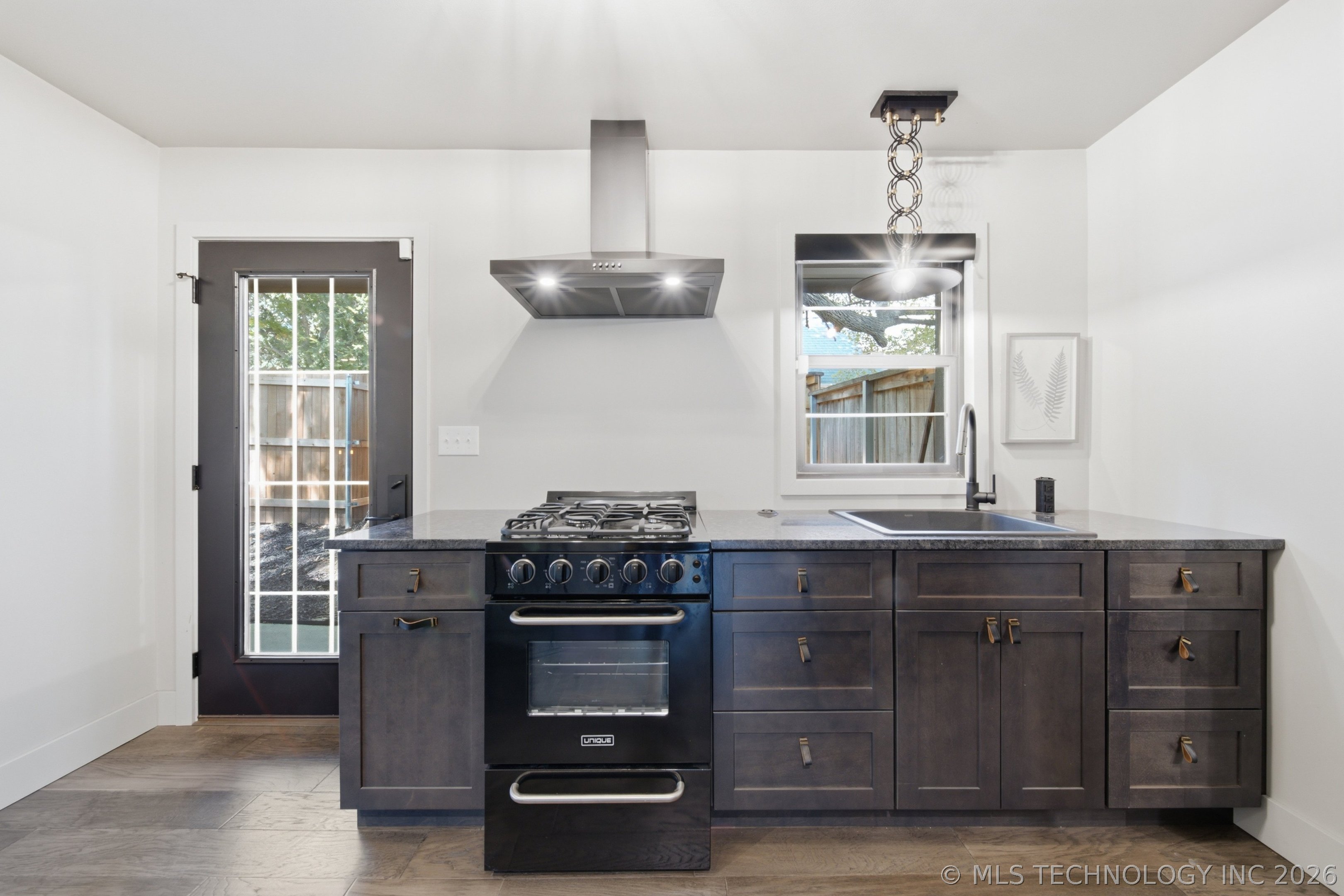 4650 S Columbia Place Tulsa OK 74105