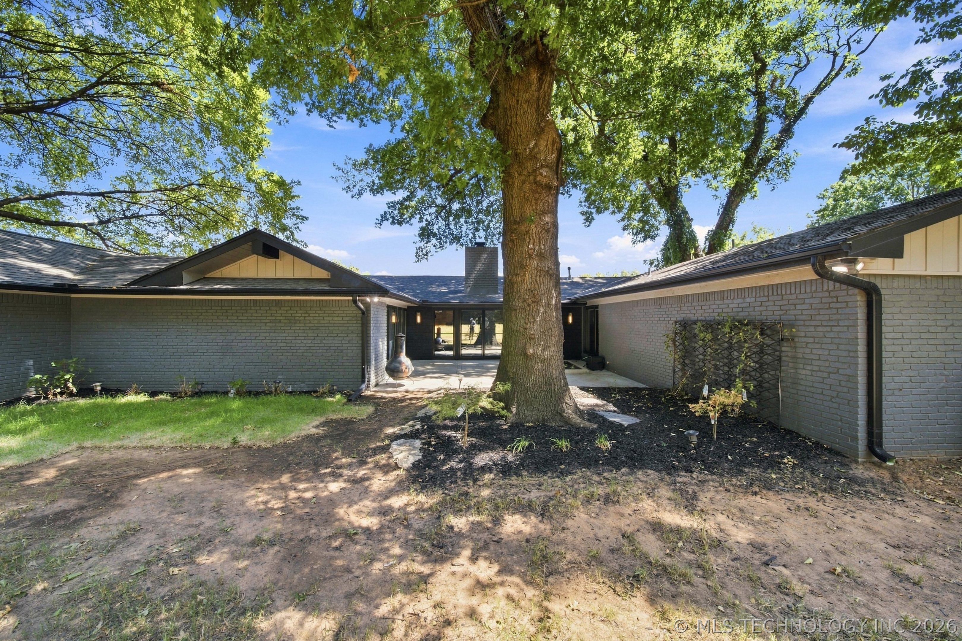 4650 S Columbia Place Tulsa OK 74105
