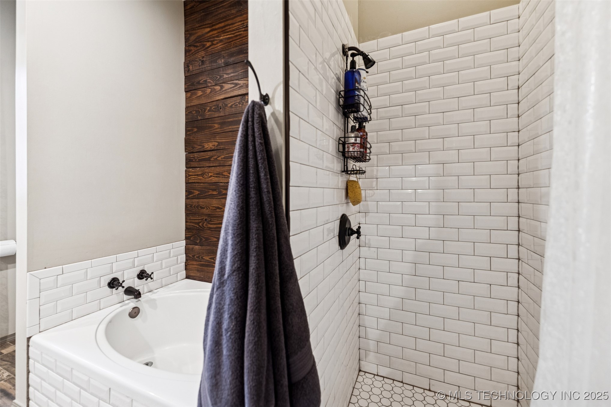 5558 N 441 Adair OK 74330