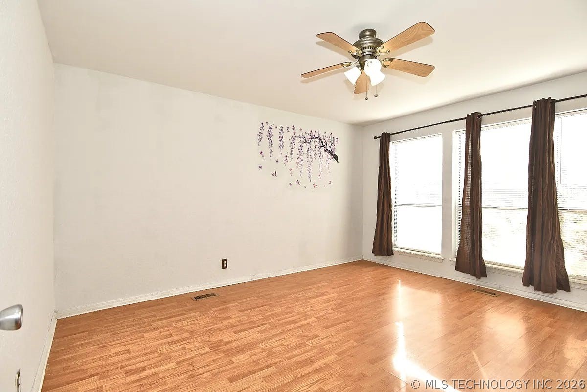 2208 W Memphis Street Broken Arrow OK 74012