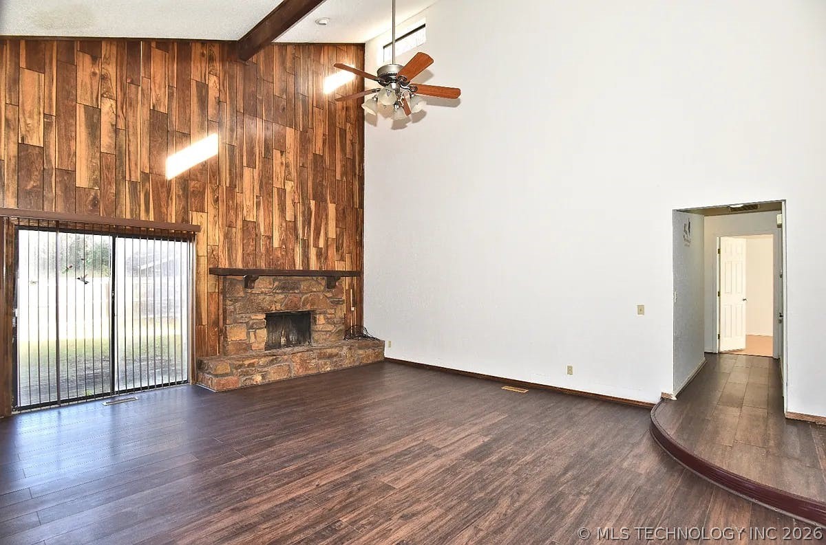 2208 W Memphis Street Broken Arrow OK 74012