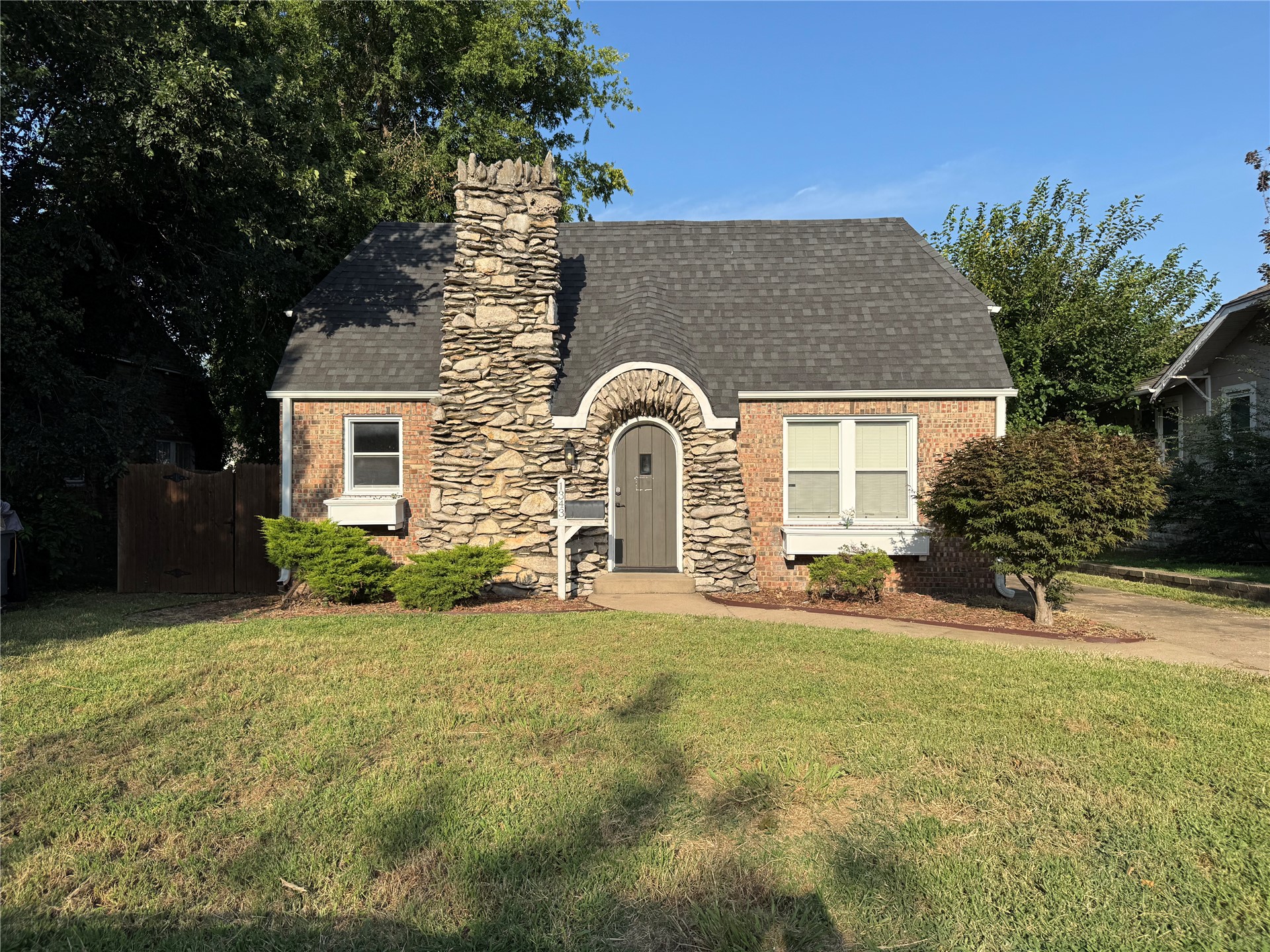 1343 S Florence Place Tulsa OK 74104