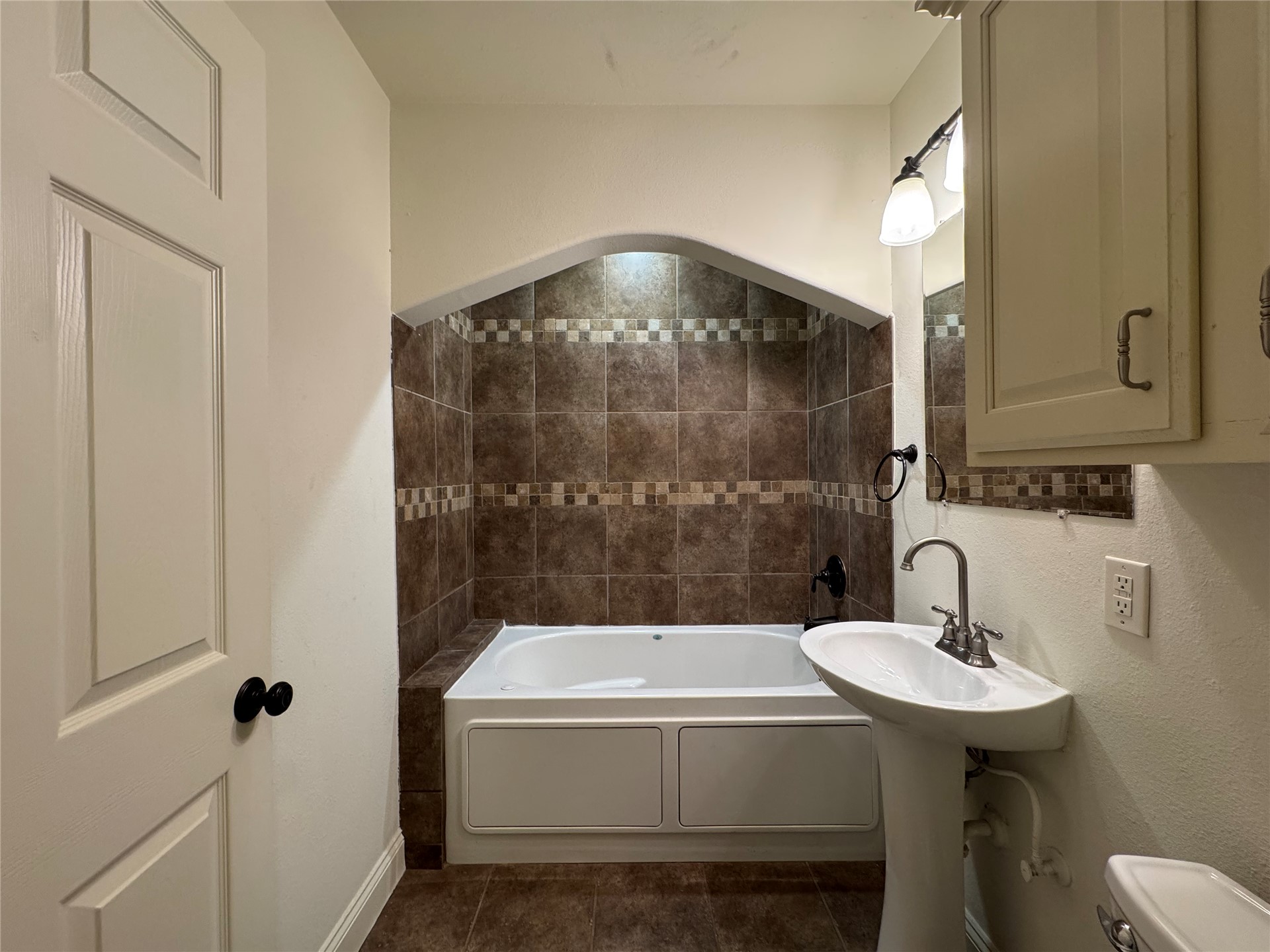 1343 S Florence Place Tulsa OK 74104