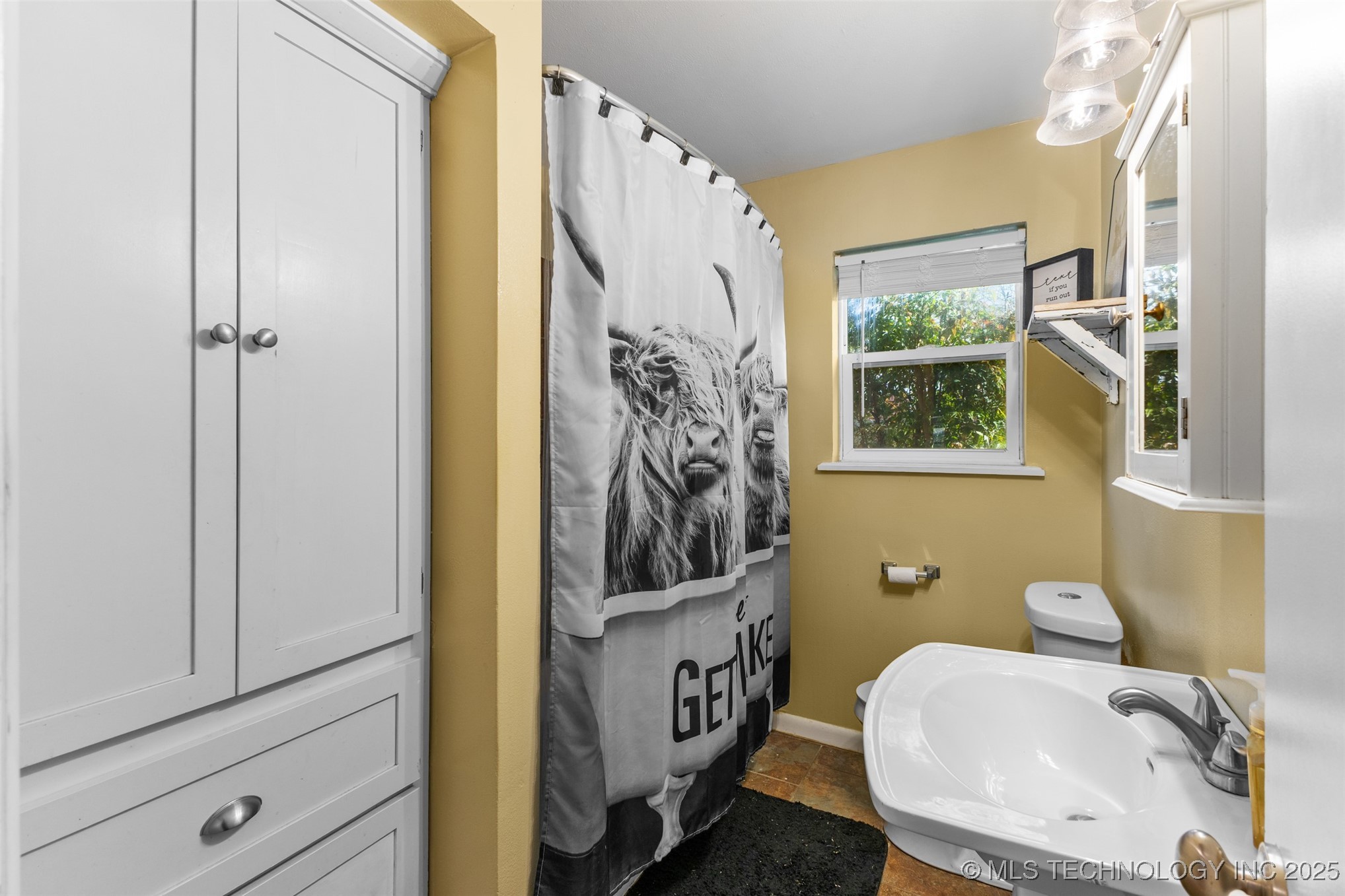 221 S Harvey Ada OK 74820