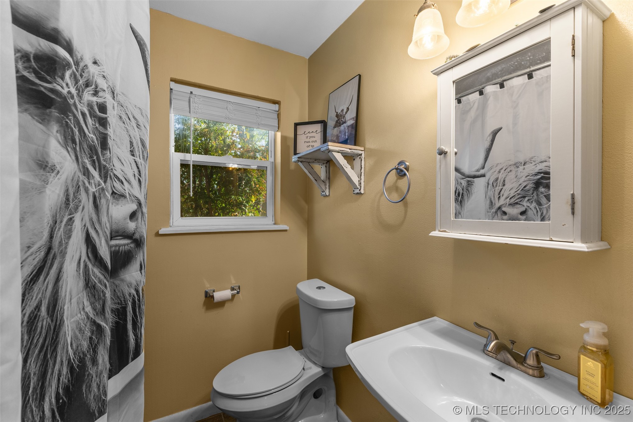 221 S Harvey Ada OK 74820