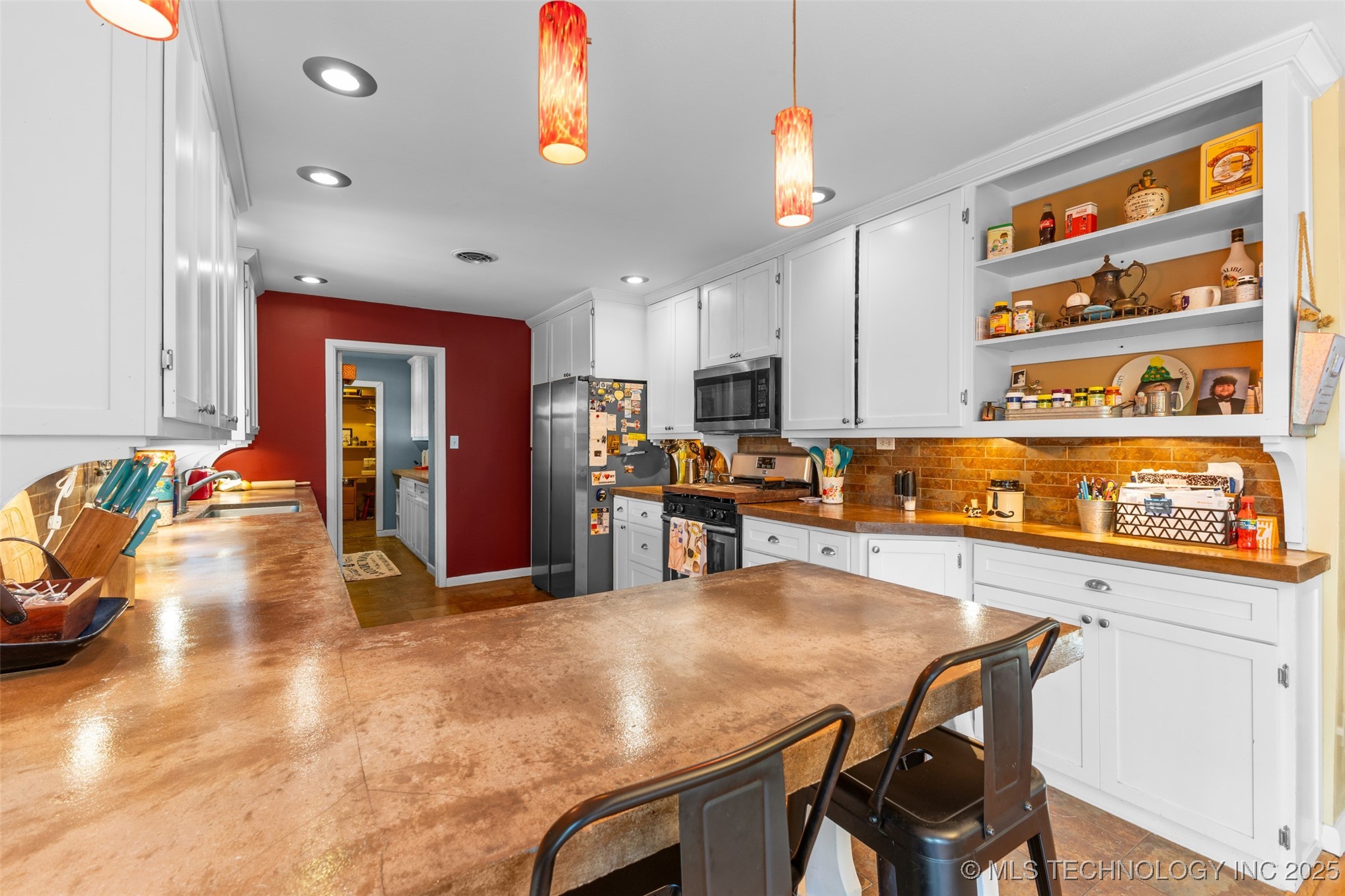 221 S Harvey Ada OK 74820