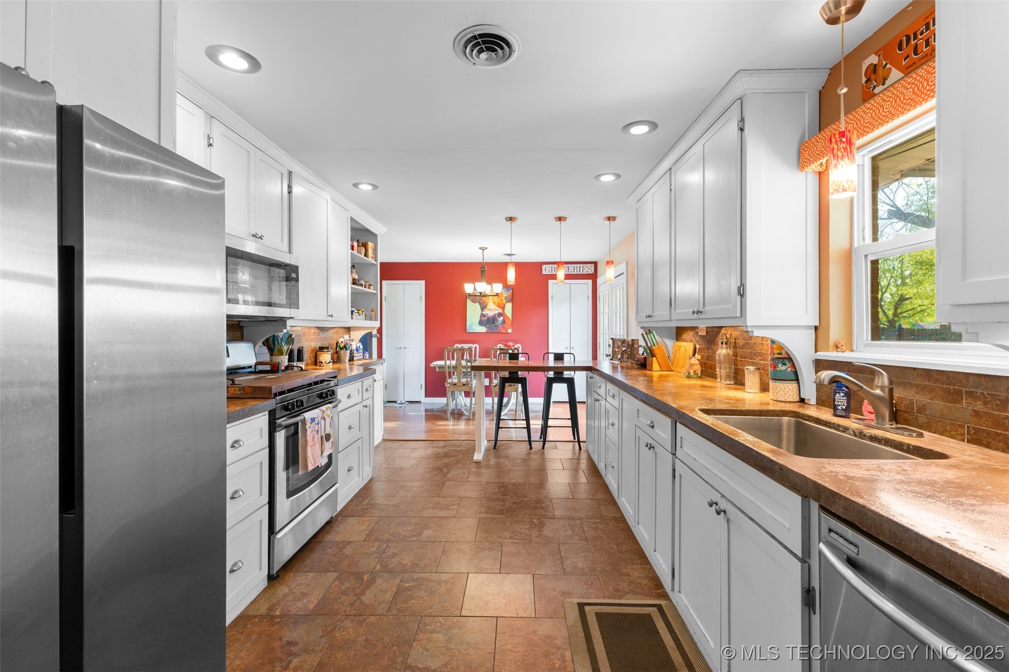 221 S Harvey Ada OK 74820