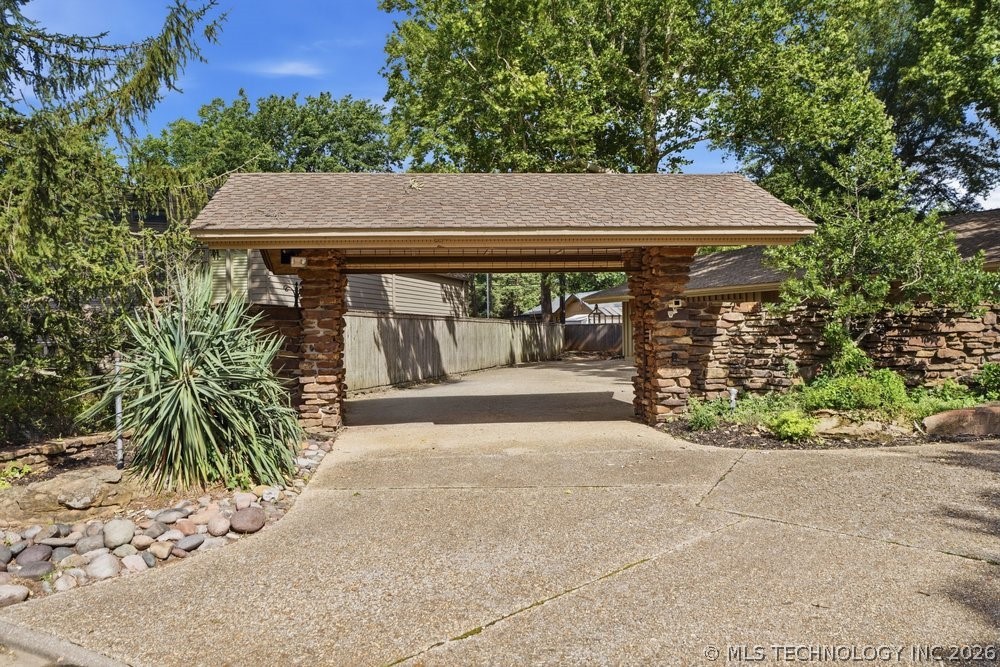 3701 S Atlanta Place Tulsa OK 74105