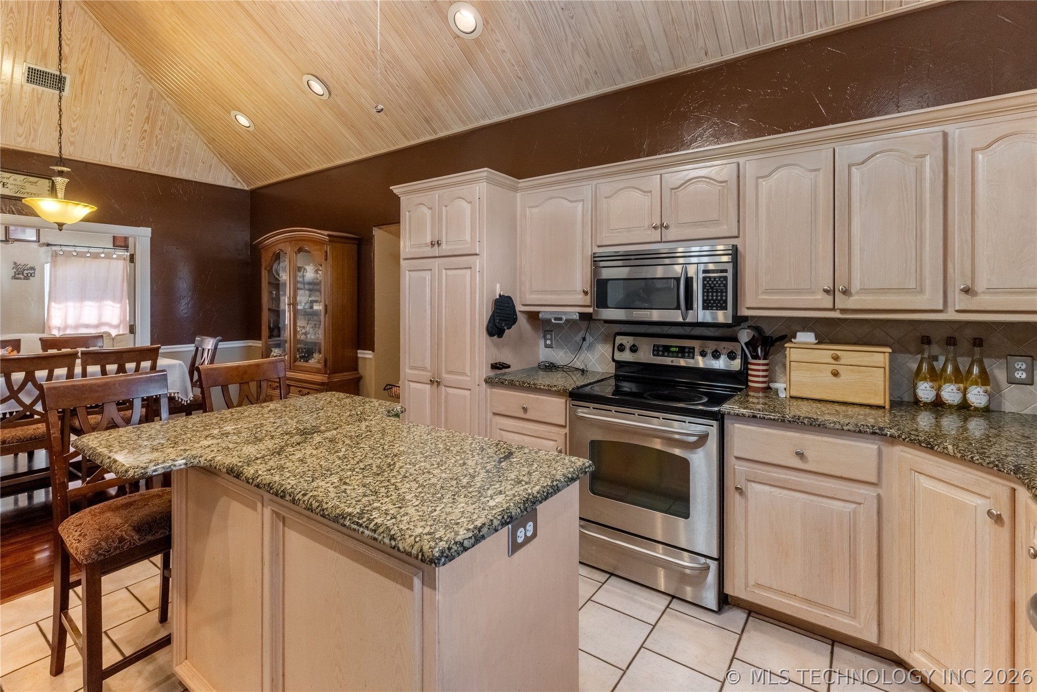 1614 Southern Hills Drive Ardmore OK 73401