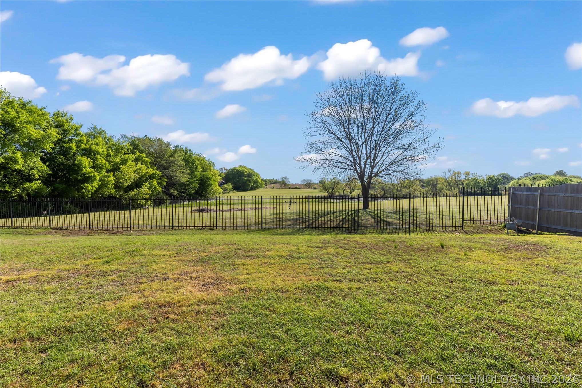 1614 Southern Hills Drive Ardmore OK 73401