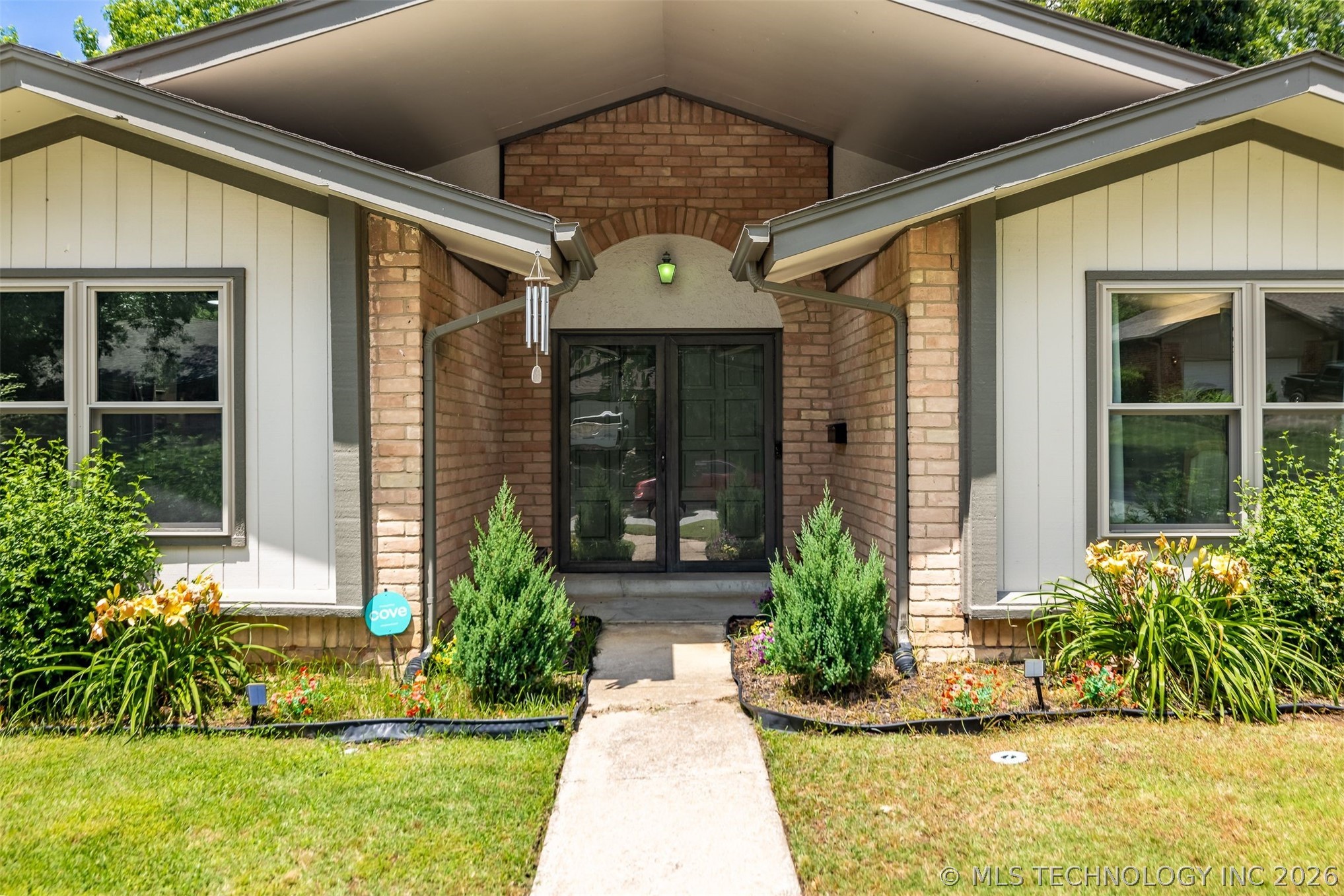 6711 E 60th Street Tulsa OK 74145
