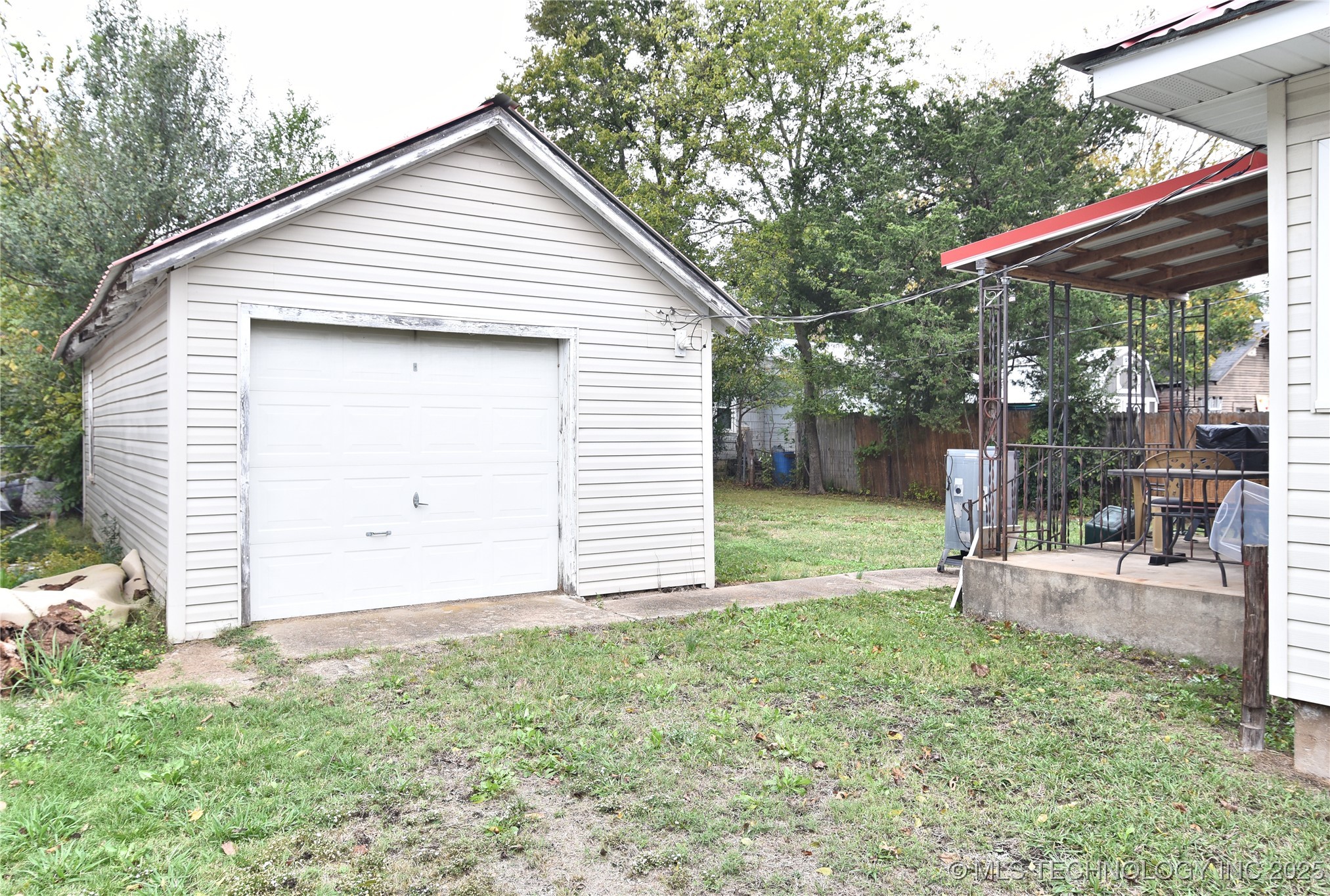 807 S Price Avenue Hominy OK 74035