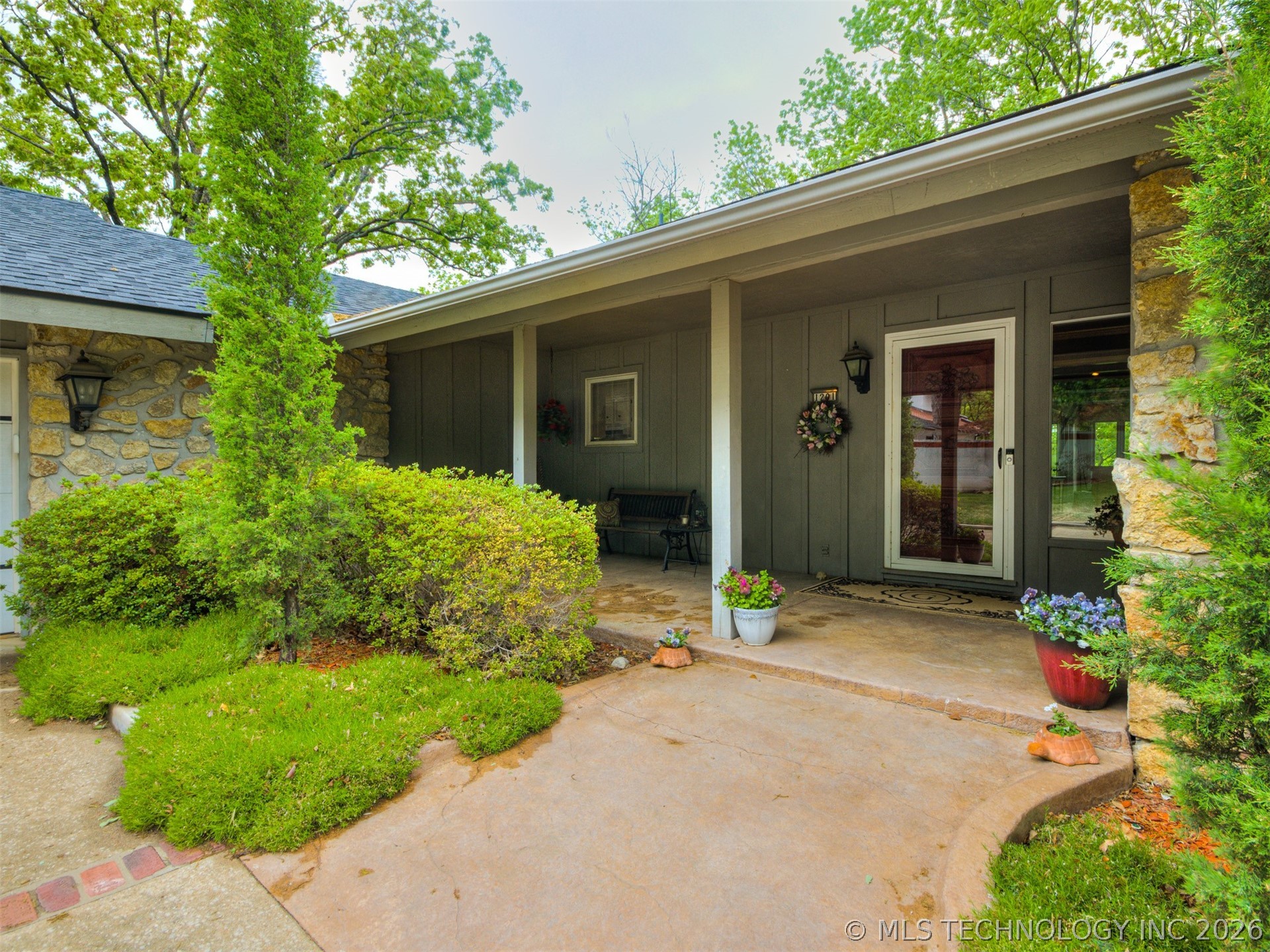 1201 Dogwood Court Bartlesville OK 74006