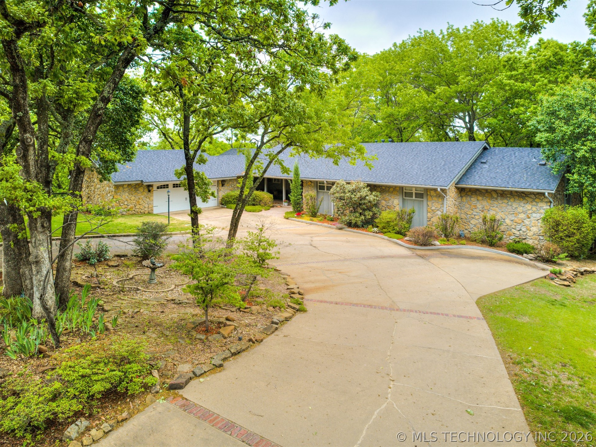 1201 Dogwood Court Bartlesville OK 74006