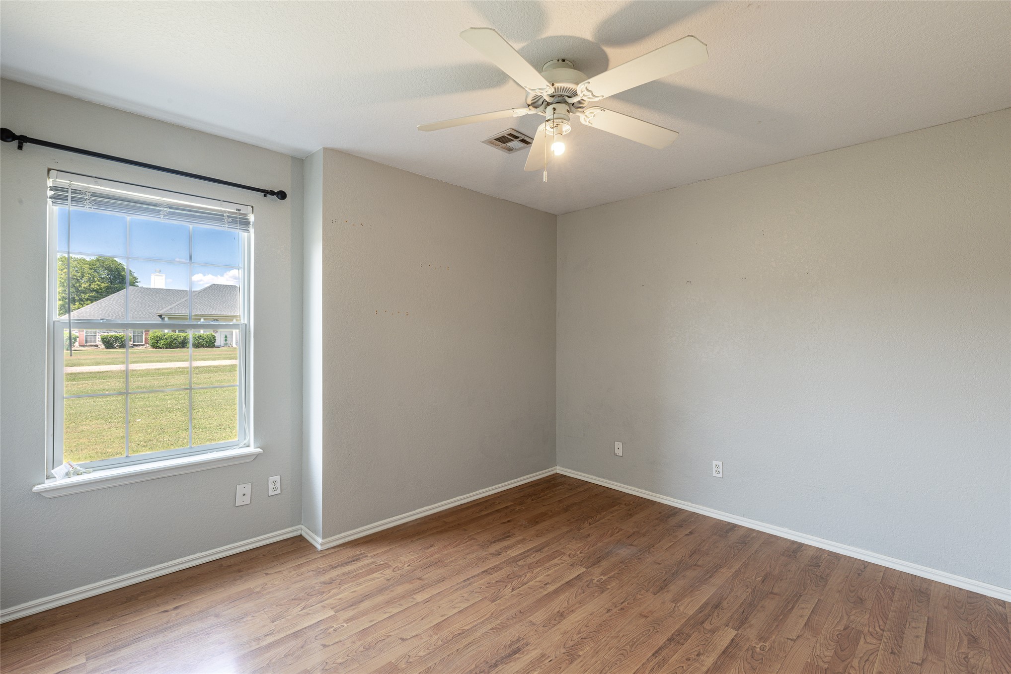 8202 E Lindy Lane Claremore OK 74019