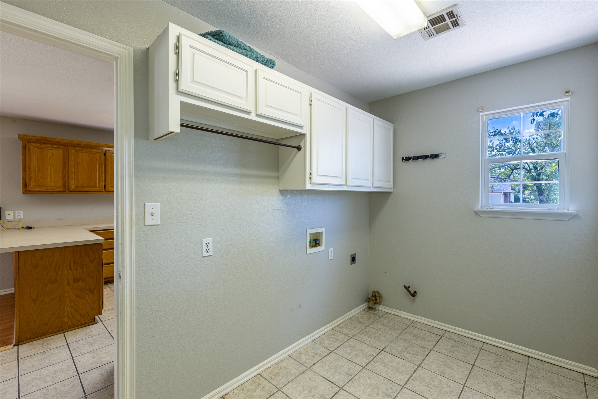 8202 E Lindy Lane Claremore OK 74019