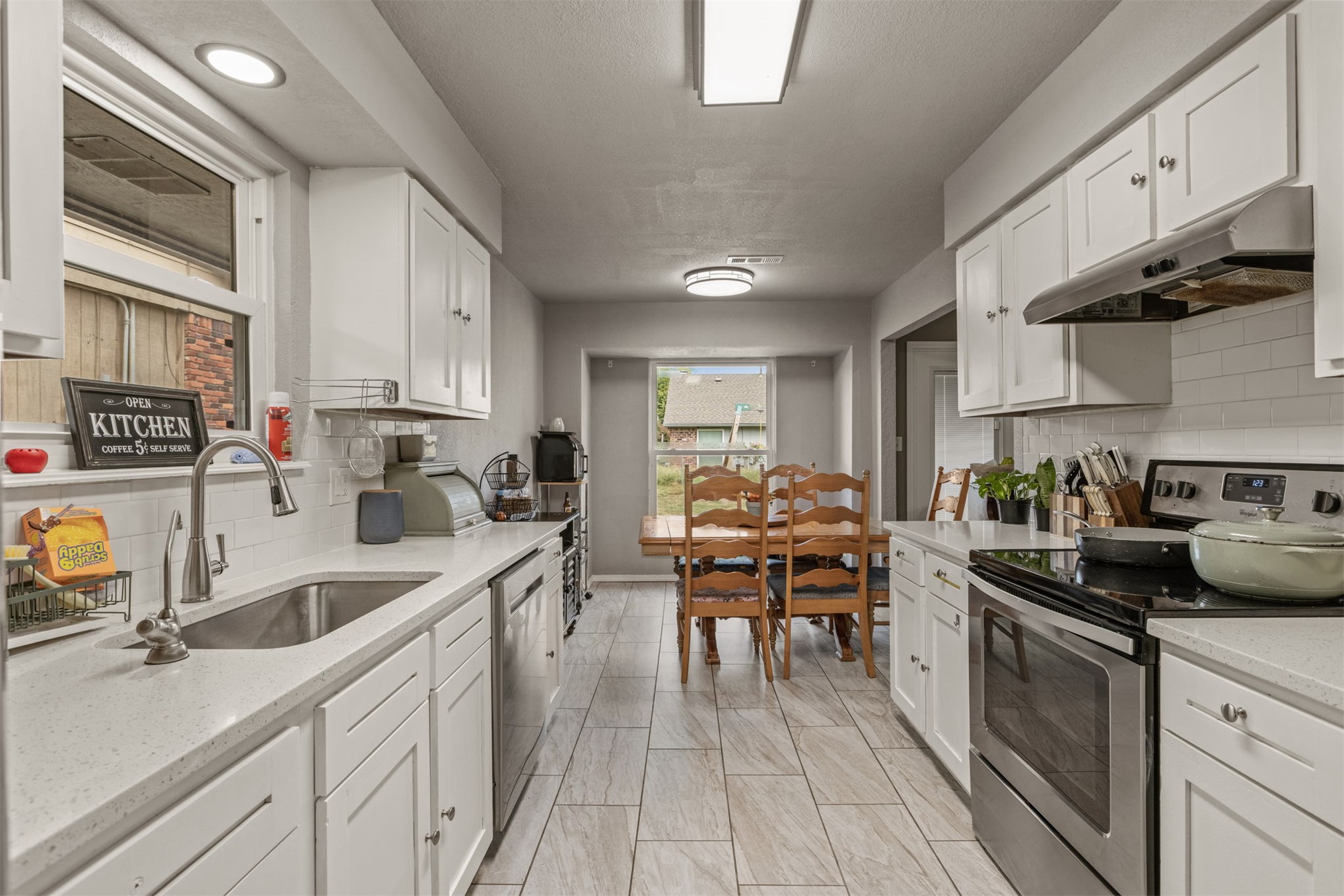 512 W Roanoke Street Broken Arrow OK 74011