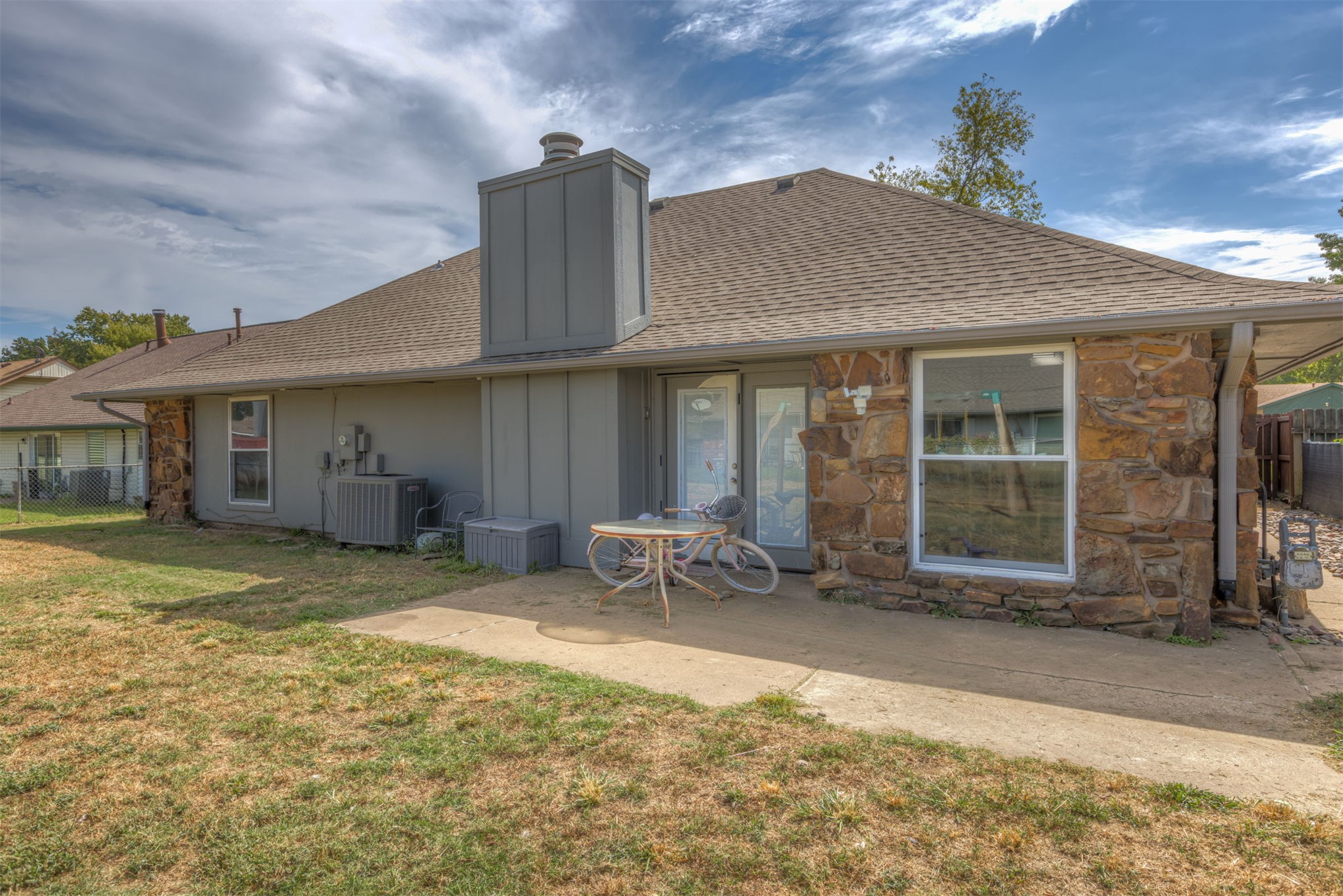 512 W Roanoke Street Broken Arrow OK 74011