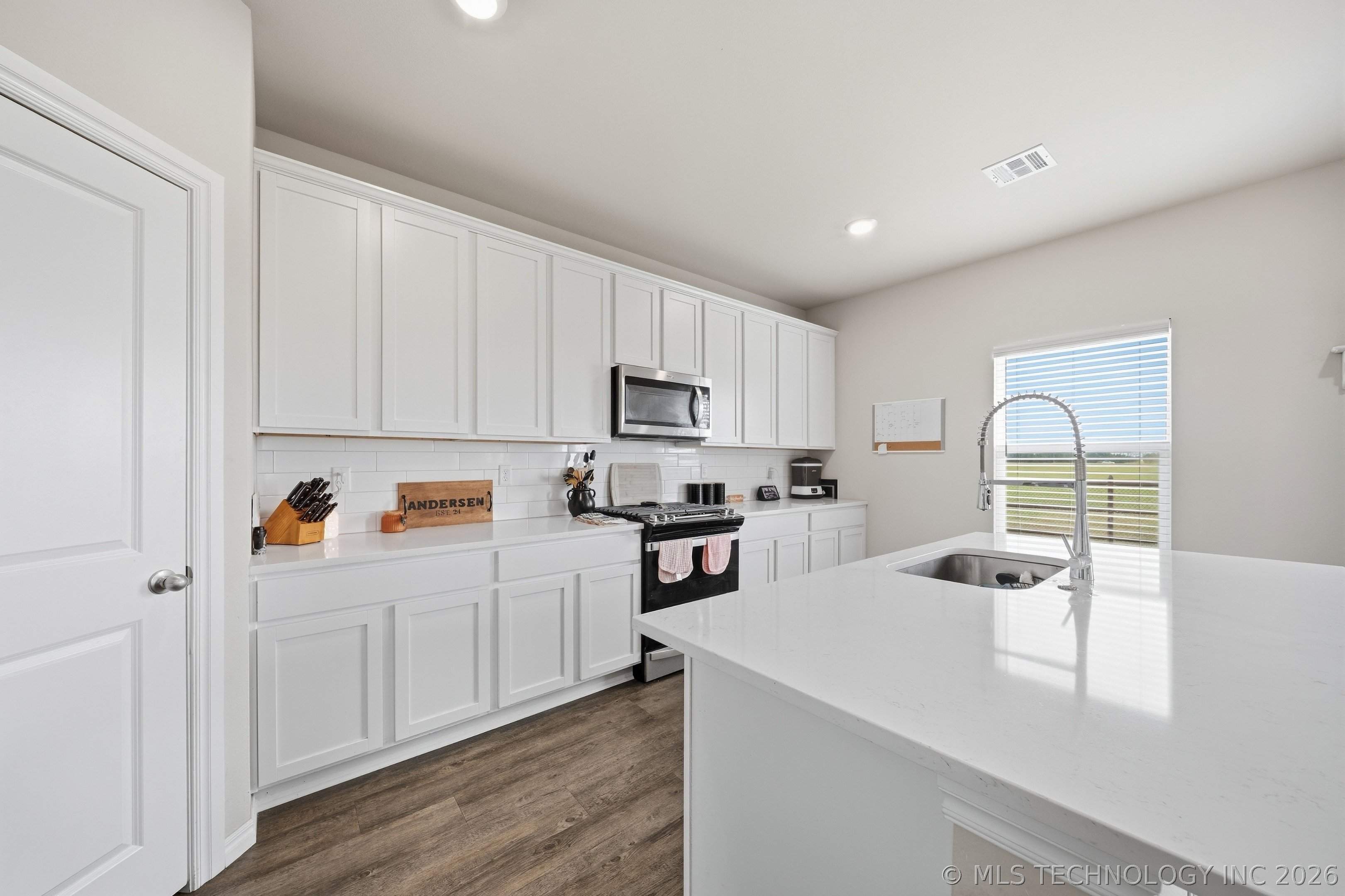 513 S Buffalo Street Skiatook OK 74070