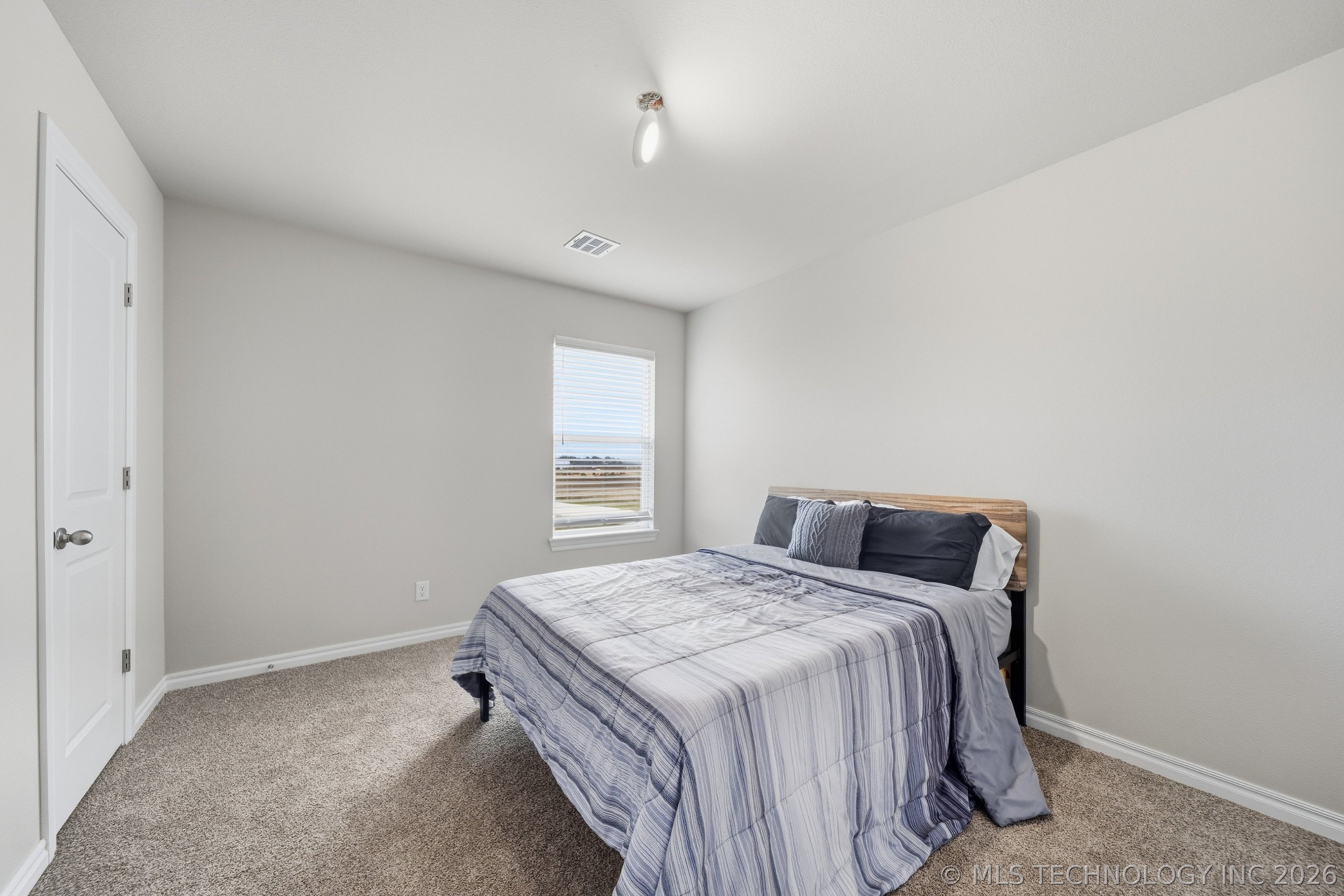 513 S Buffalo Street Skiatook OK 74070