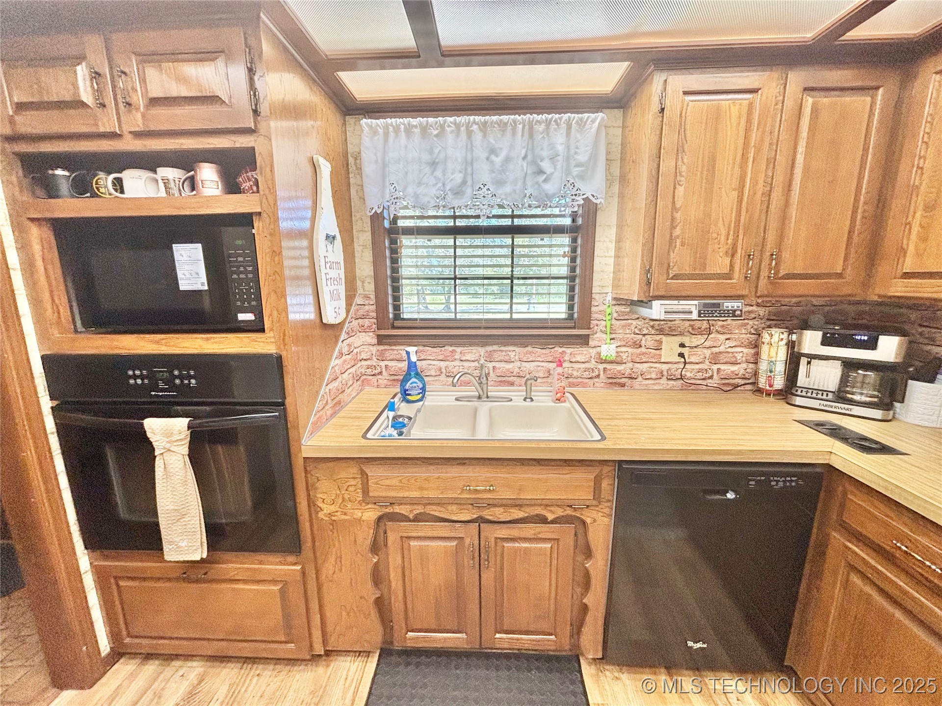 1710 E Old Military Road Stigler OK 74462