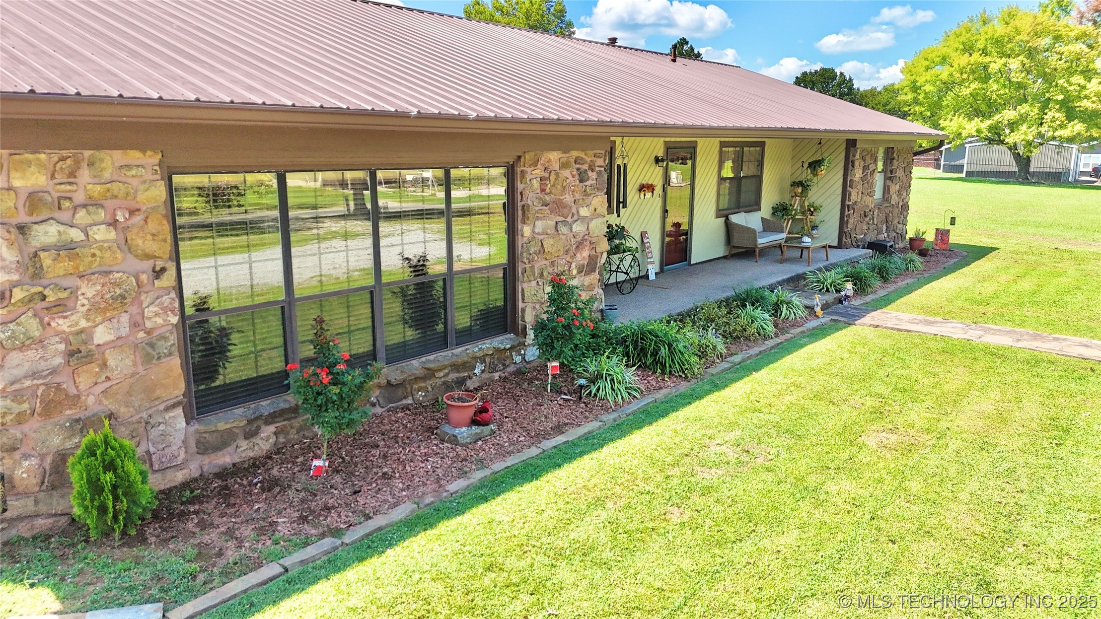 1710 E Old Military Road Stigler OK 74462