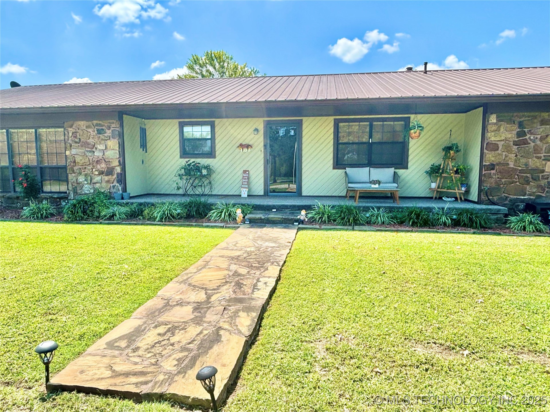 1710 E Old Military Road Stigler OK 74462