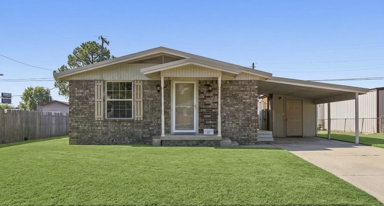 212 Duncan Avenue Checotah OK 74426