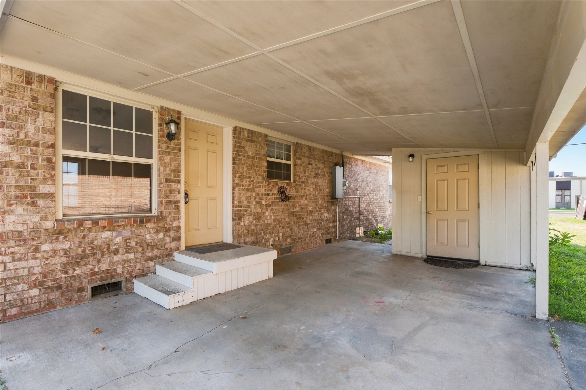212 Duncan Avenue Checotah OK 74426