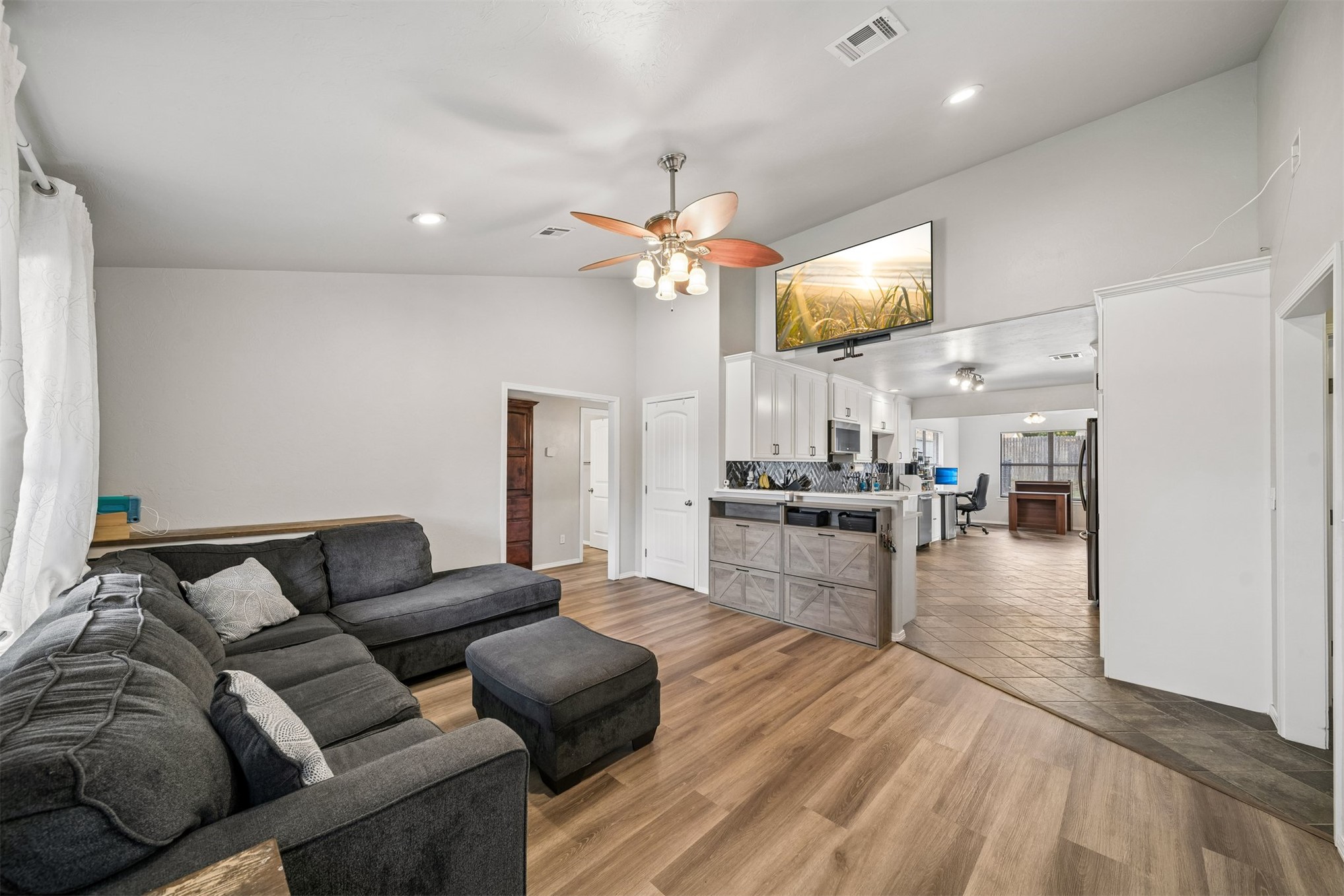 1111 Crozier Street Perkins OK 74059