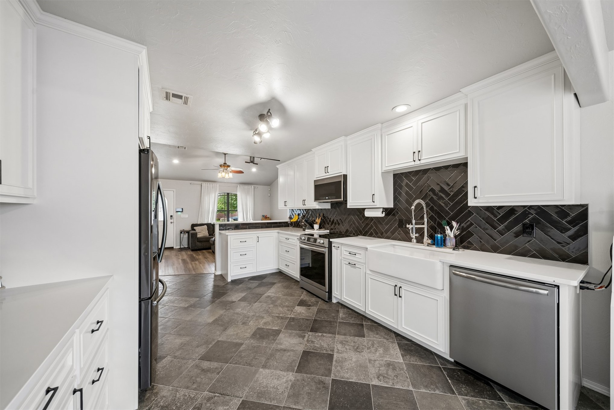 1111 Crozier Street Perkins OK 74059