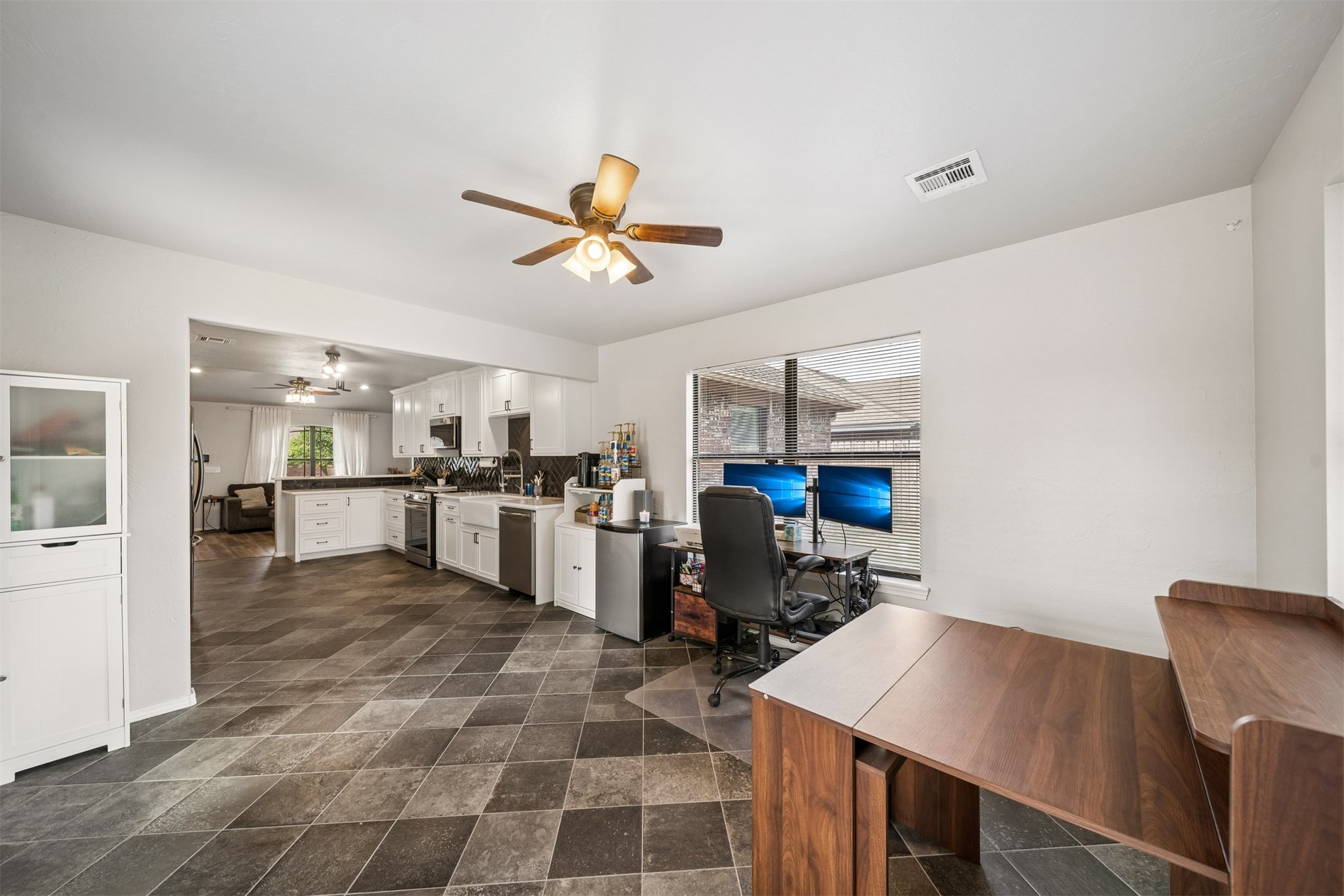 1111 Crozier Street Perkins OK 74059