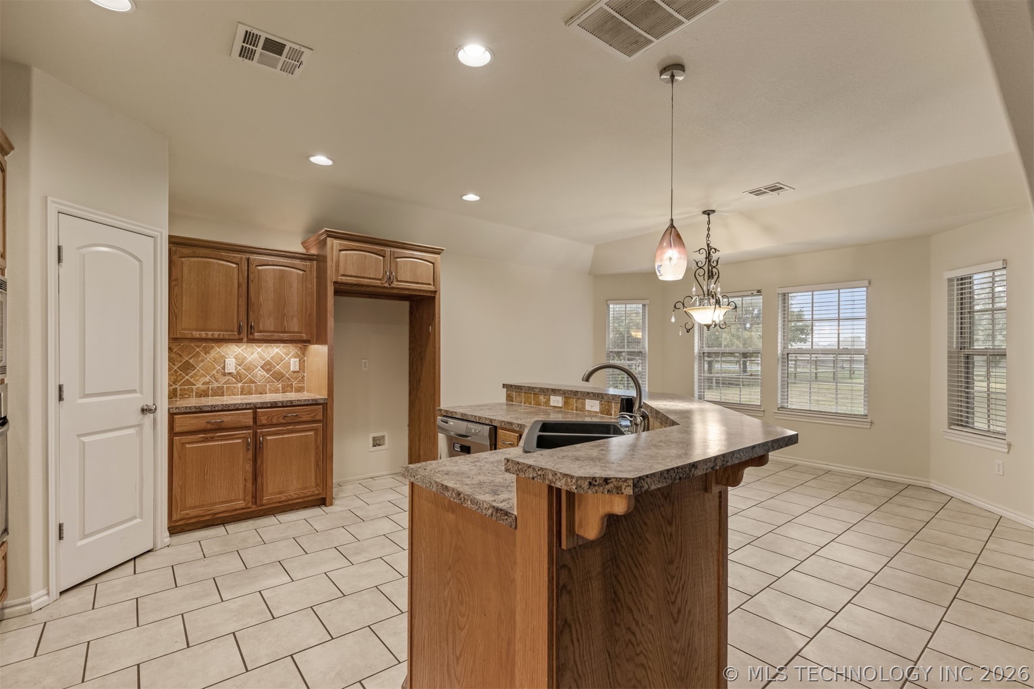 27644 E 113th Street Coweta OK 74429