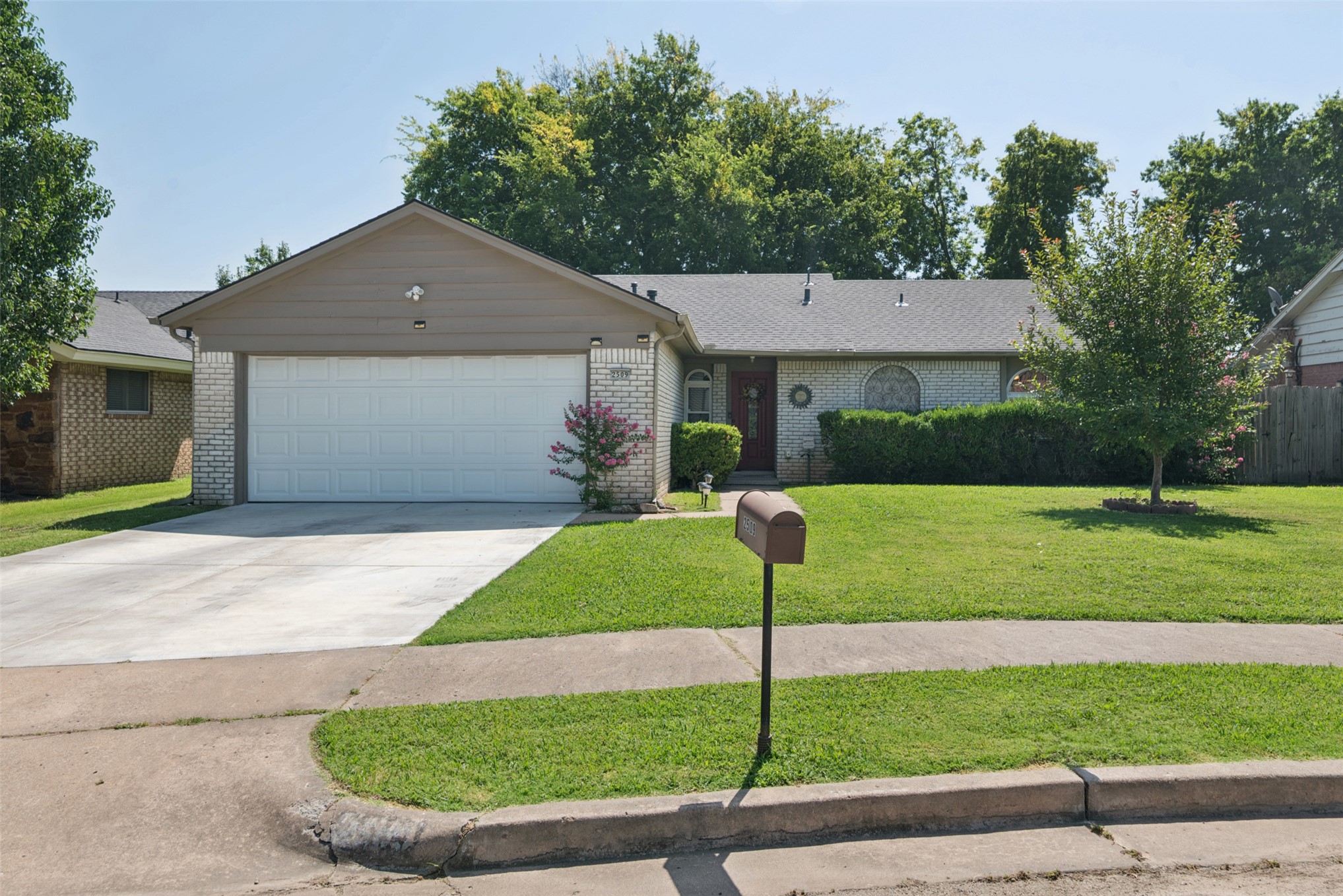 2509 S 104th Eastavenue Tulsa OK 74129