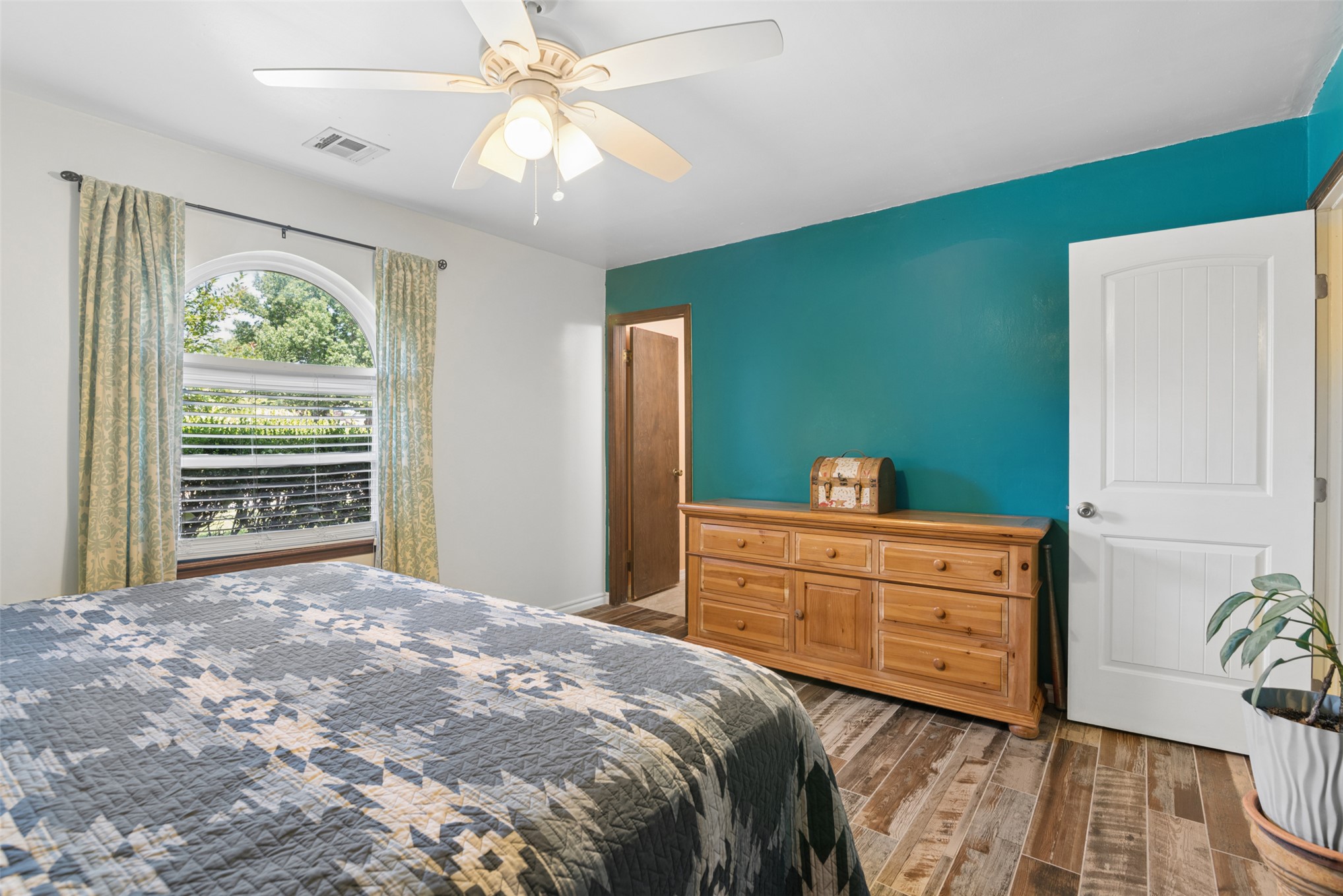 2509 S 104th Eastavenue Tulsa OK 74129