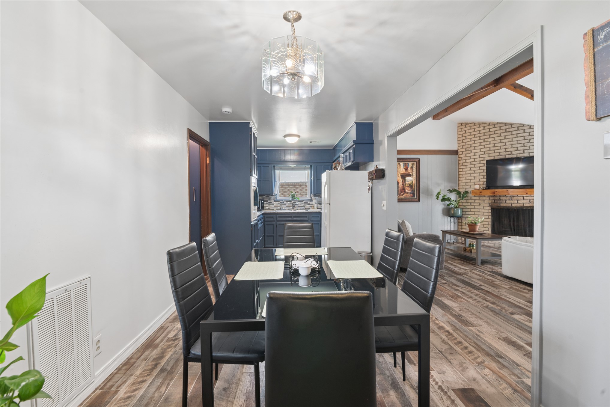 2509 S 104th Eastavenue Tulsa OK 74129