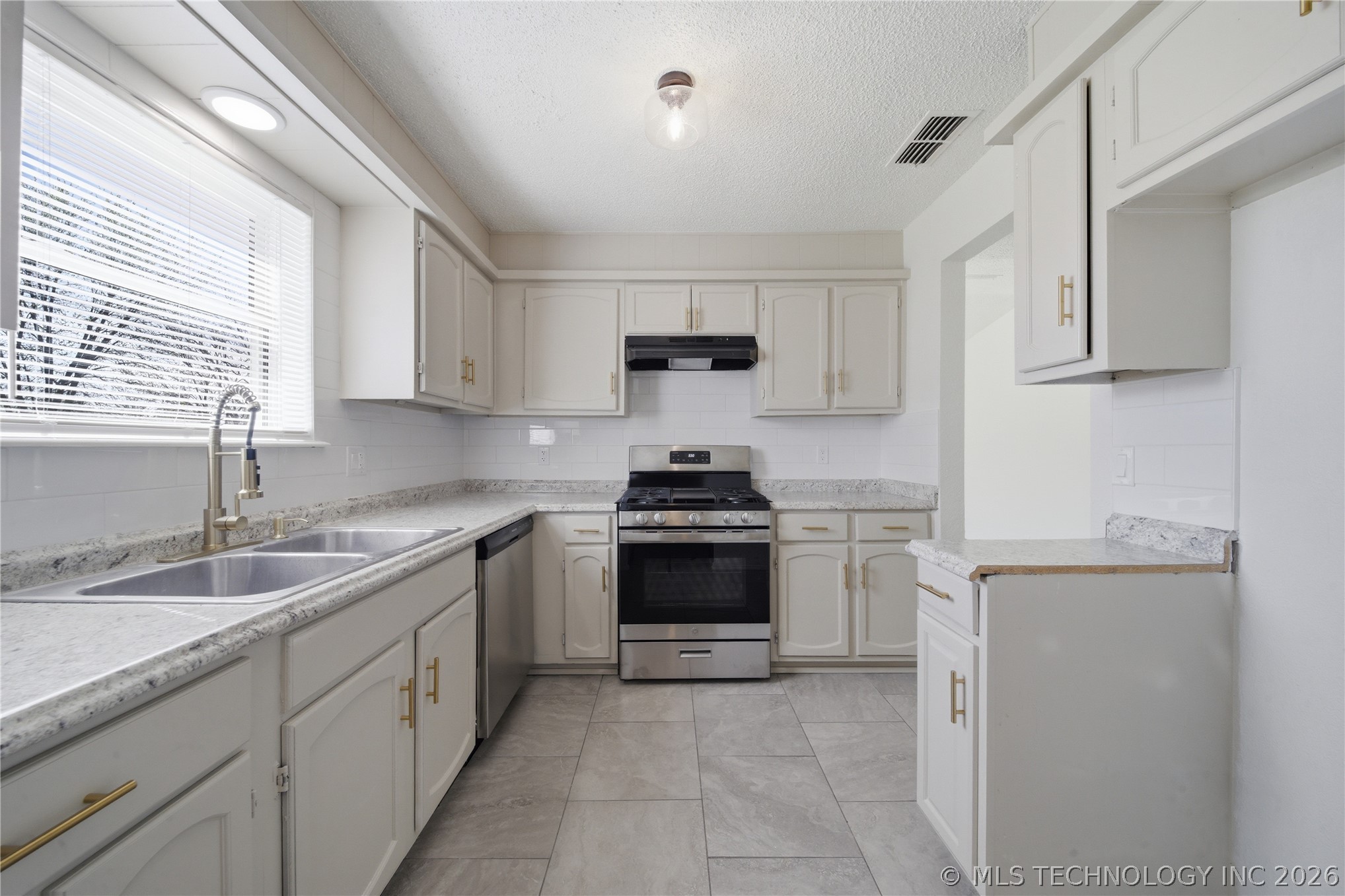 1188 E 143rd Street Glenpool OK 74033