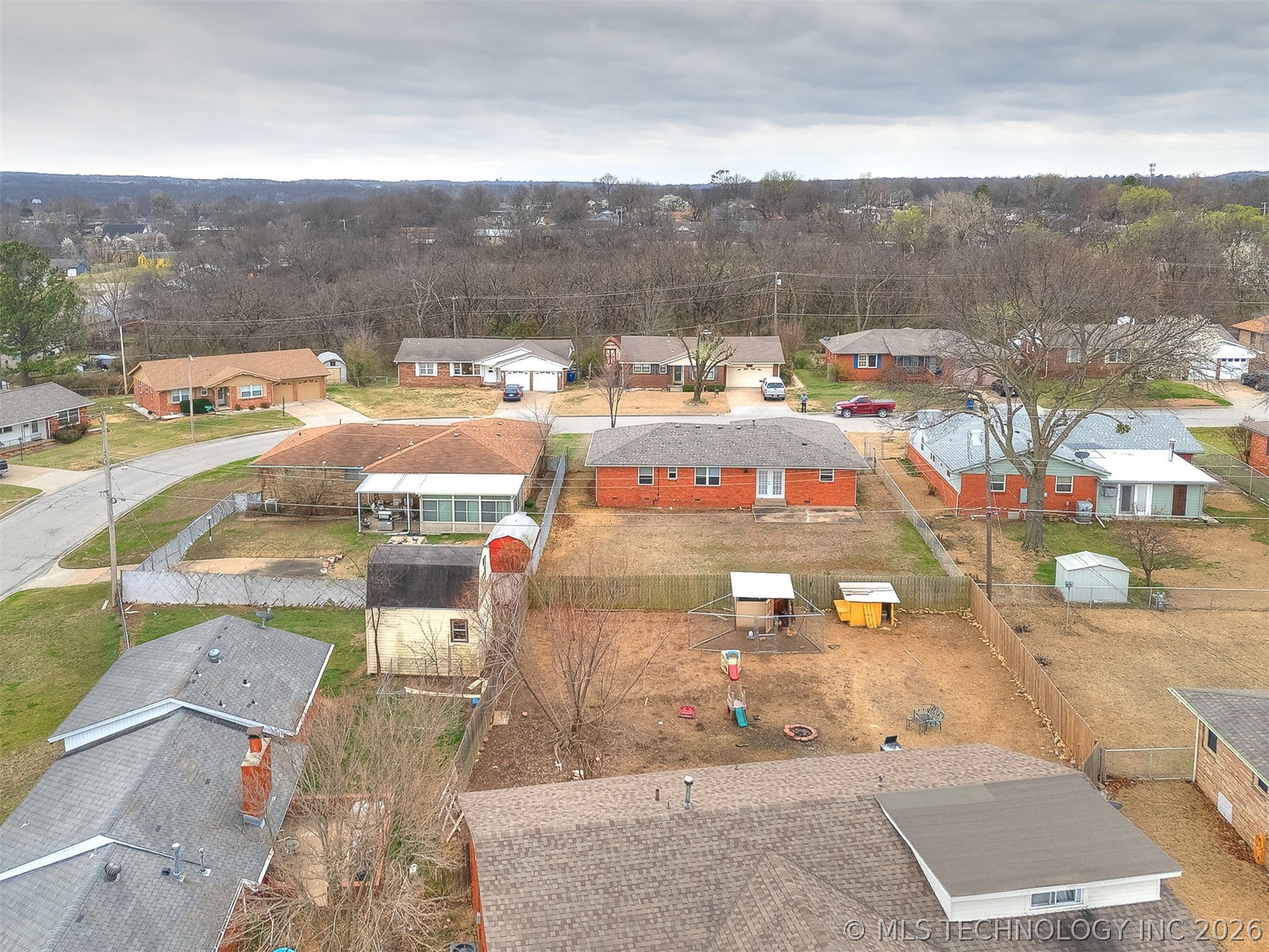 2415 W 45th Place Tulsa OK 74107