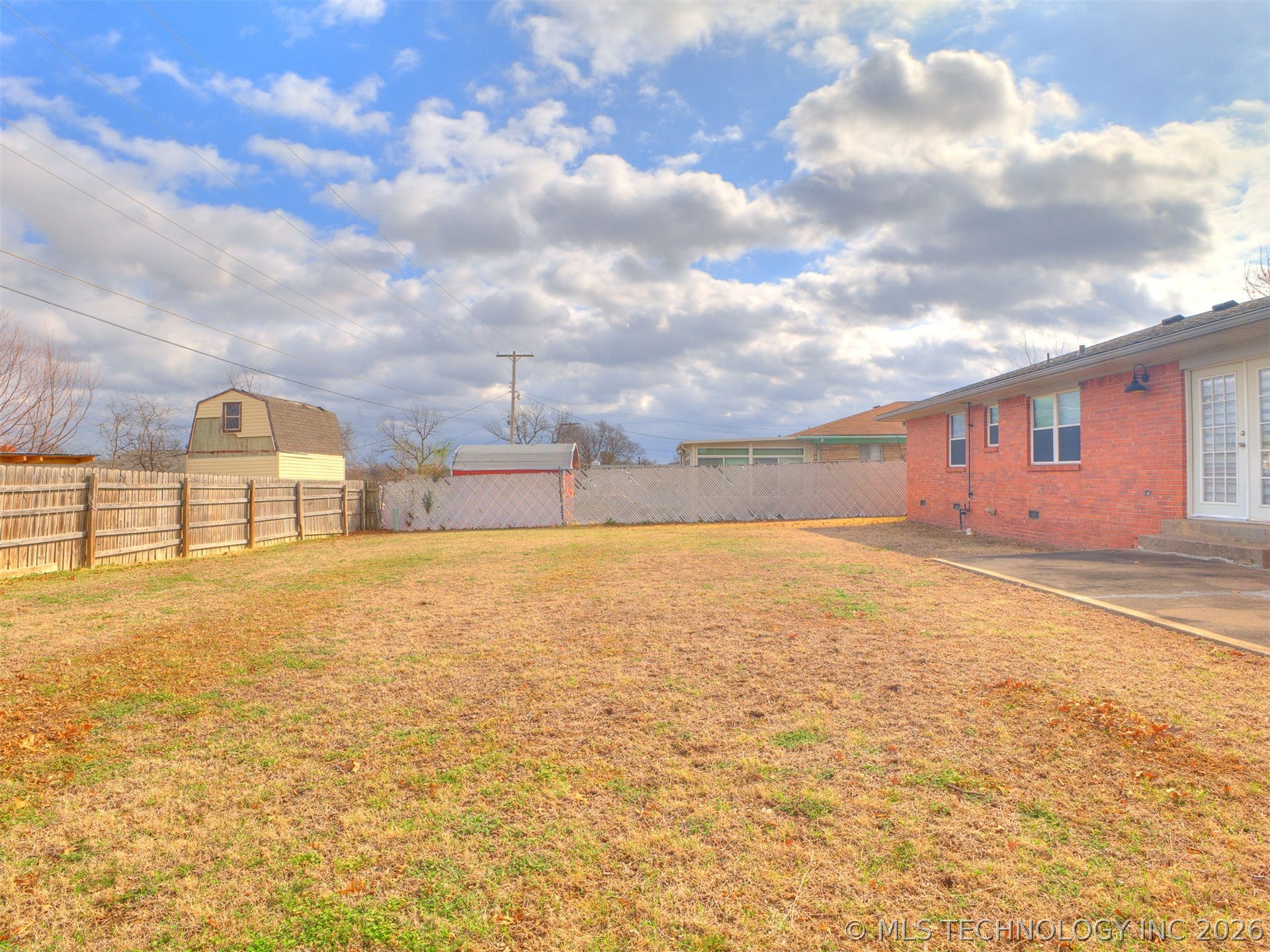 2415 W 45th Place Tulsa OK 74107