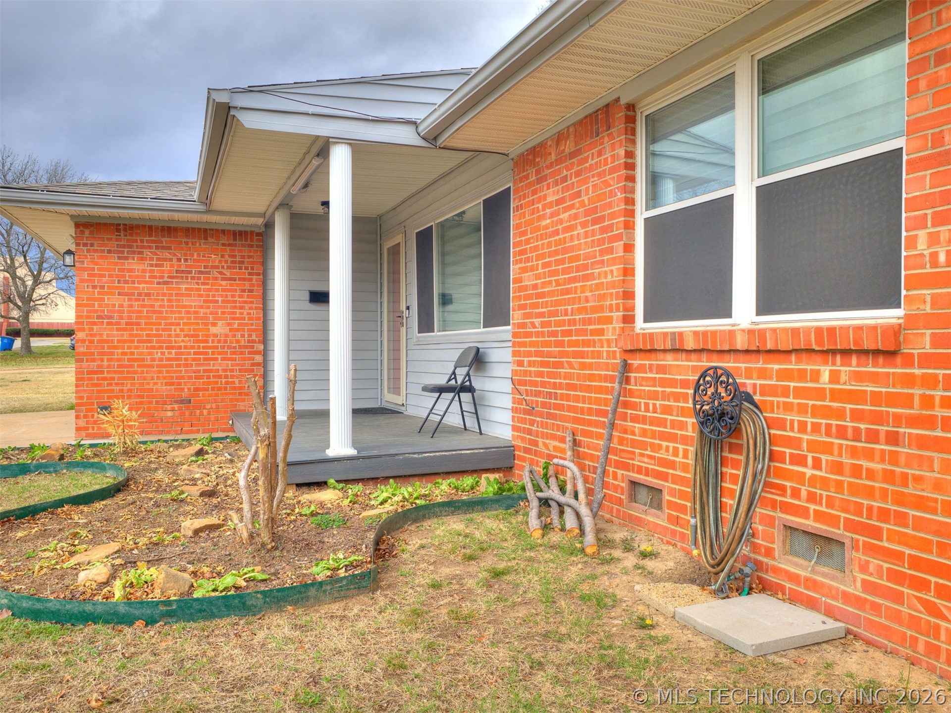 2415 W 45th Place Tulsa OK 74107