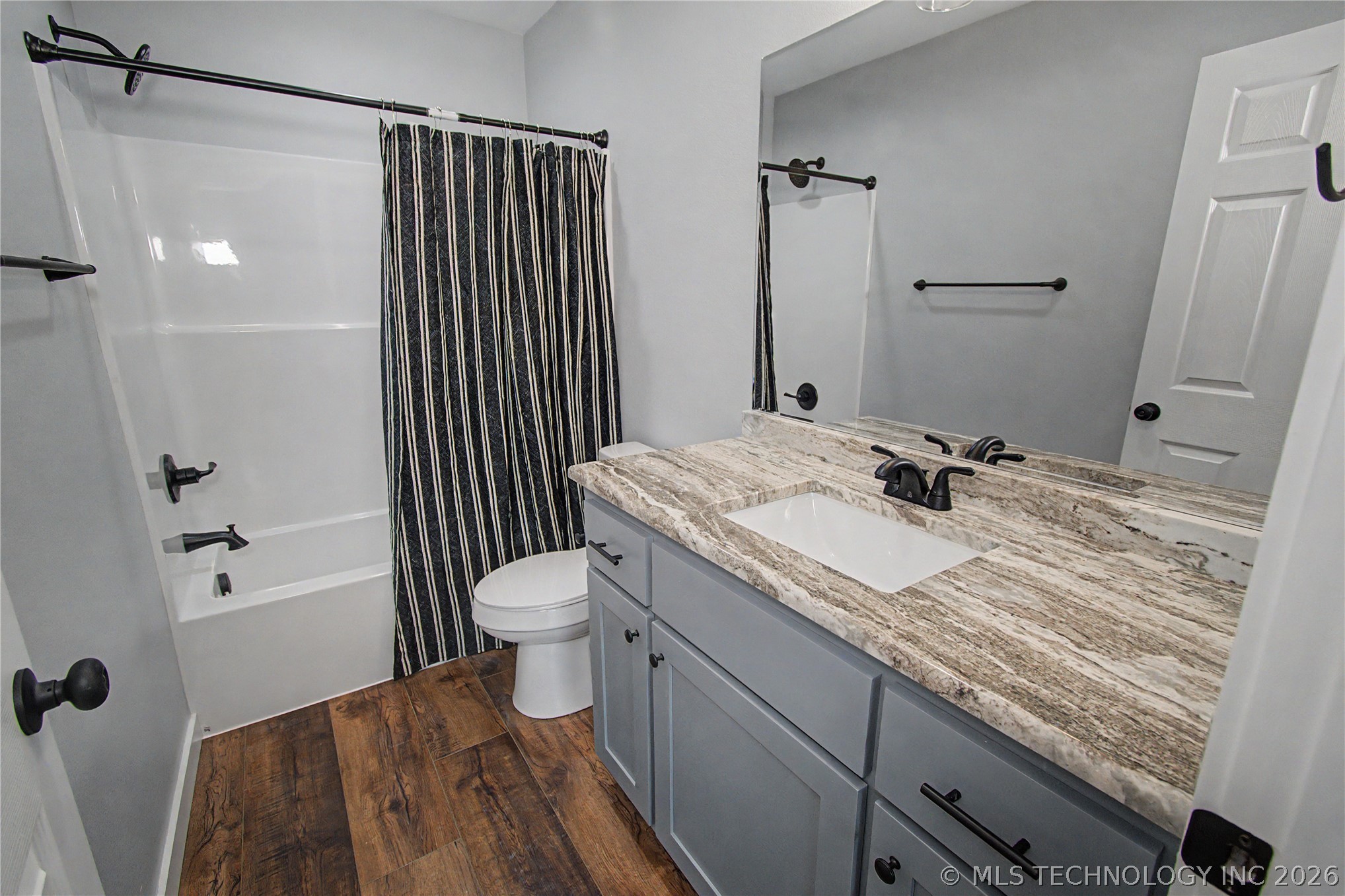 103 E Madden Avenue Braggs OK 74423