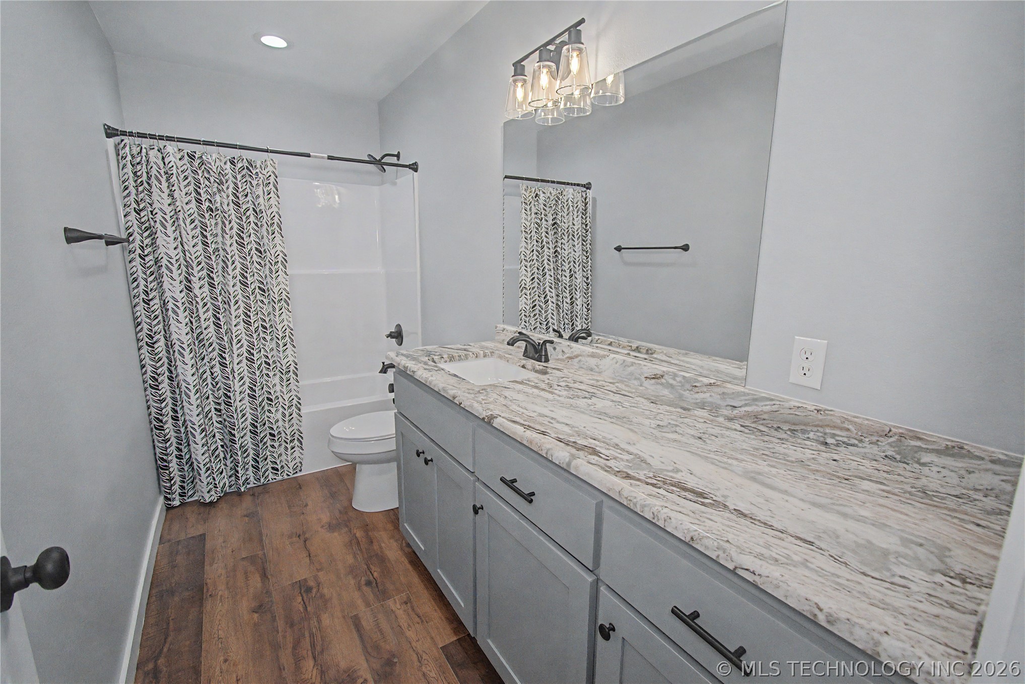 103 E Madden Avenue Braggs OK 74423