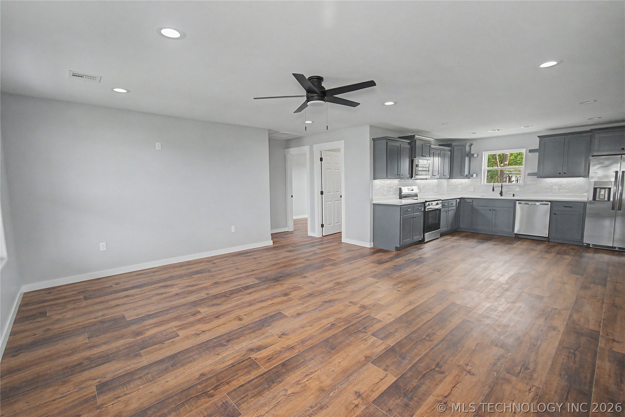 103 E Madden Avenue Braggs OK 74423