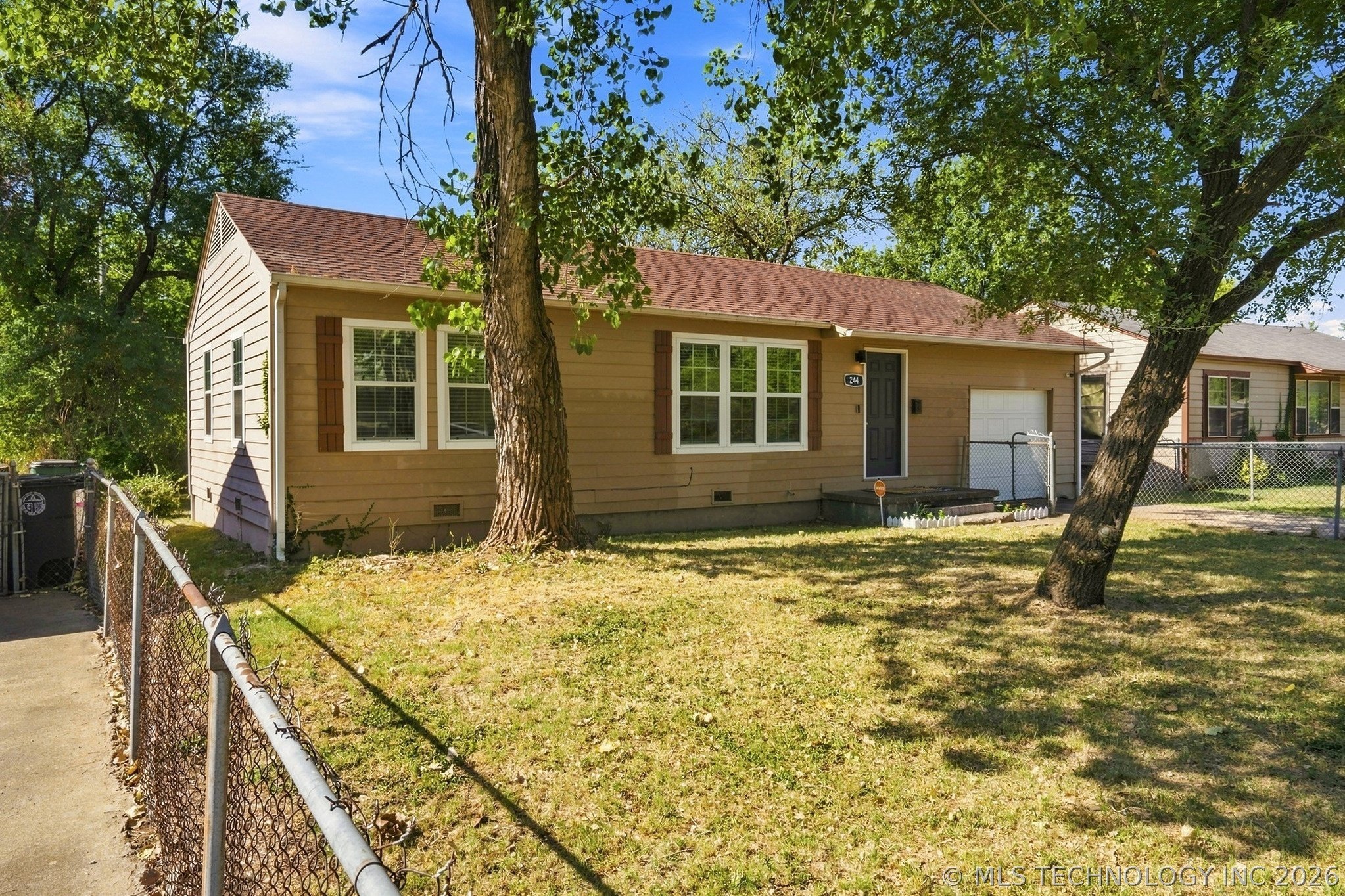 244 E 52nd Place N Tulsa OK 74126