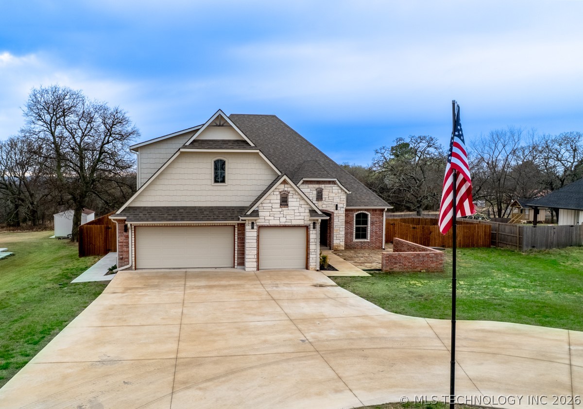 1305 S Monte Vista Ada OK 74820
