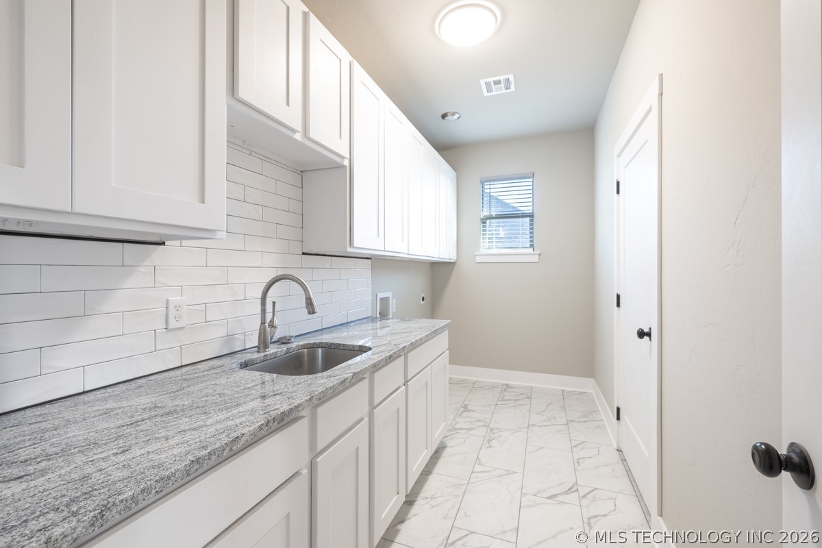 1305 S Monte Vista Ada OK 74820