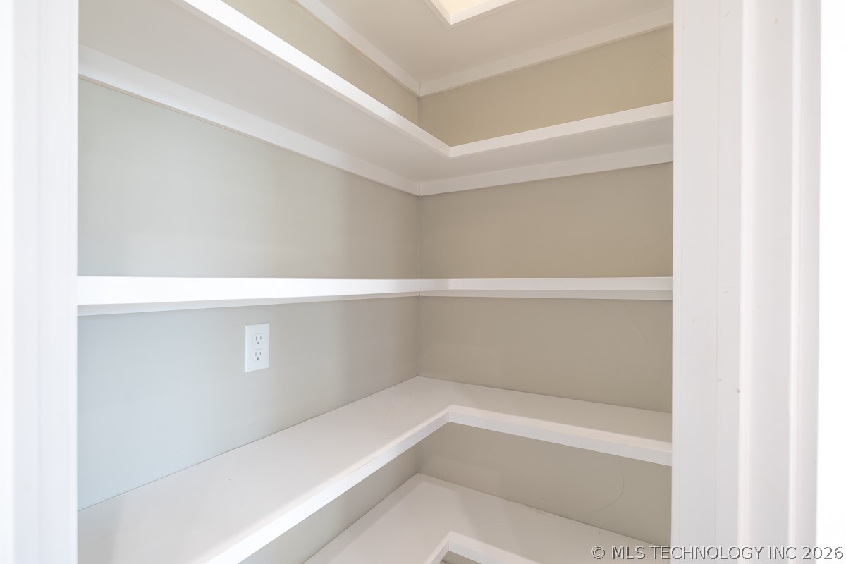 1305 S Monte Vista Ada OK 74820