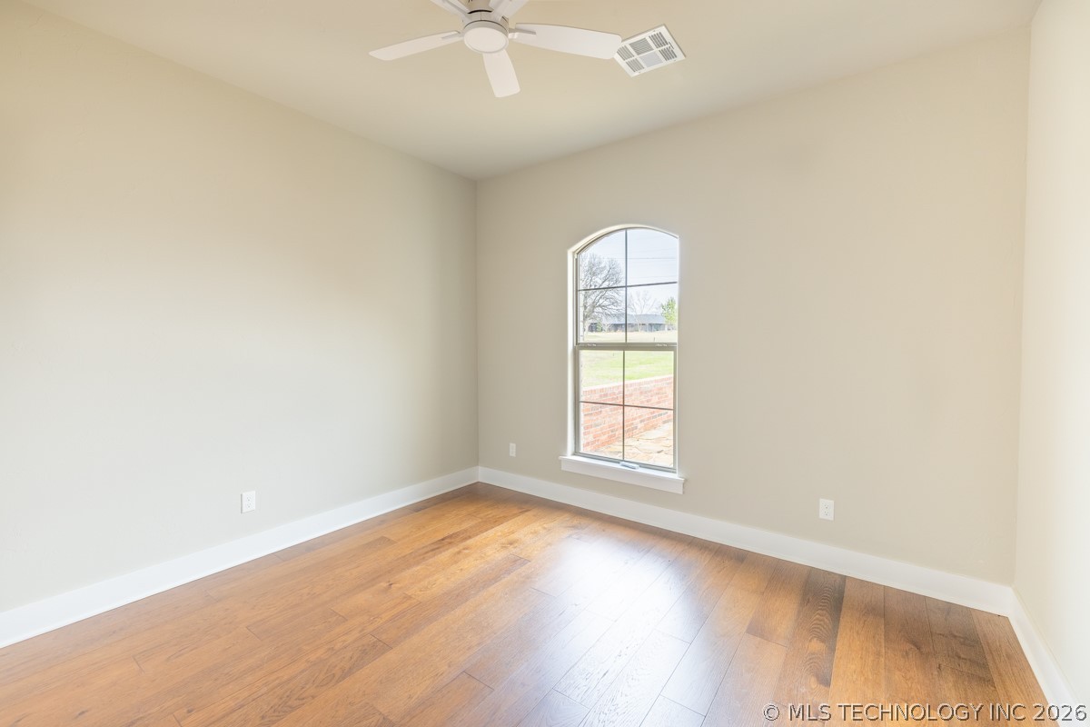 1305 S Monte Vista Ada OK 74820