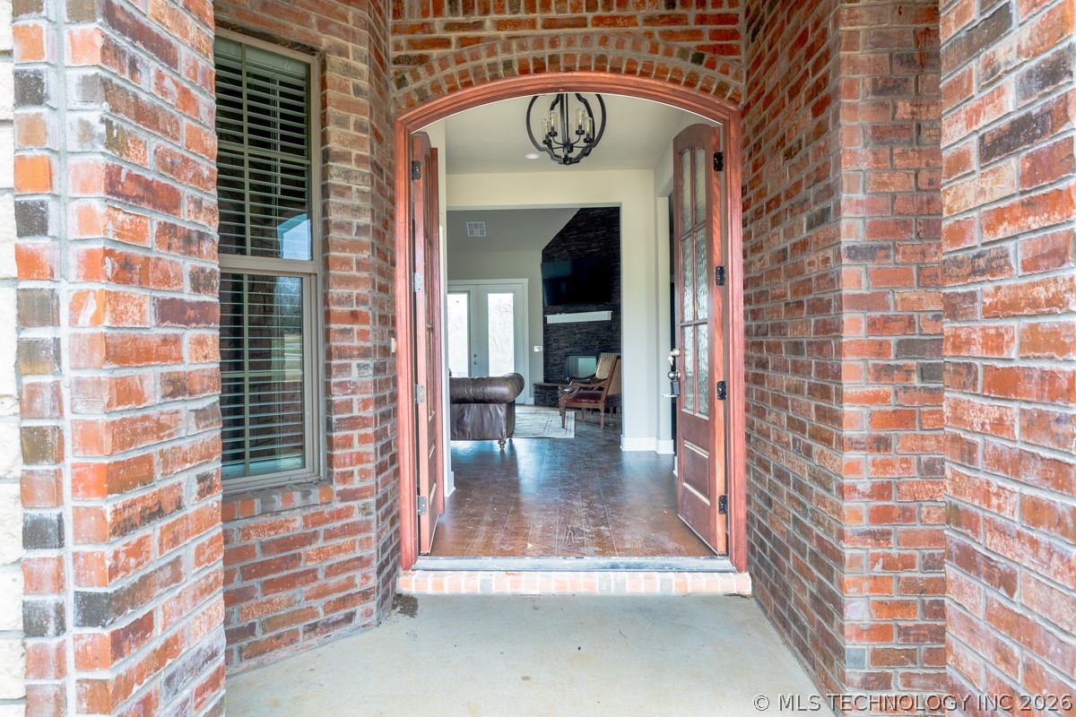 1305 S Monte Vista Ada OK 74820