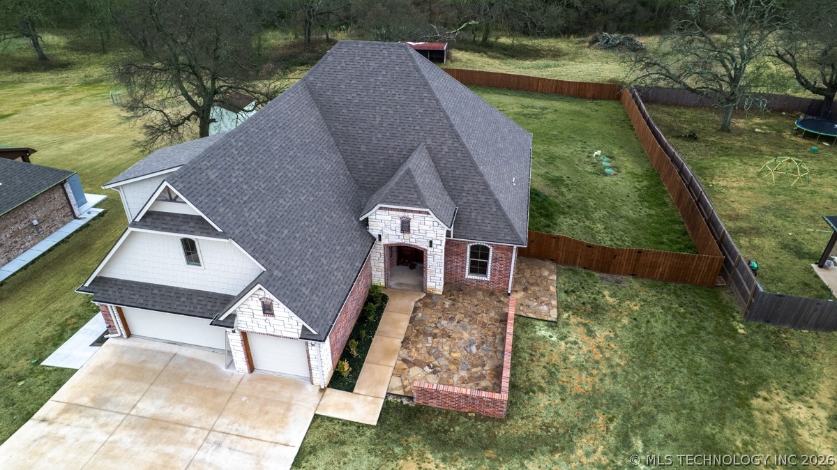 1305 S Monte Vista Ada OK 74820